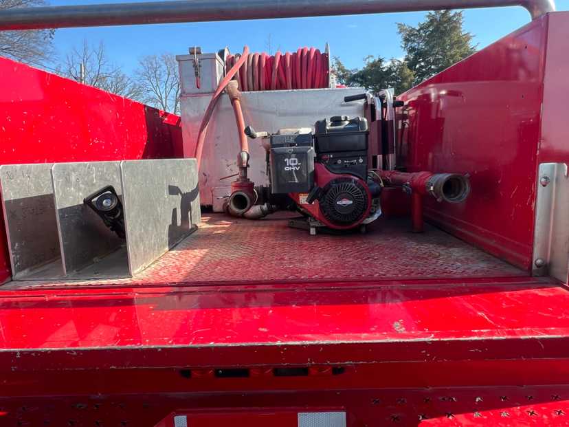 2001 Ford F550 4x4 Brush Truck — photo 6