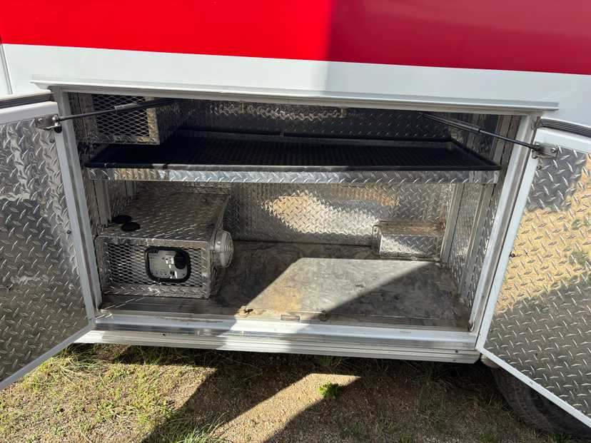 2006 MedTec Ford Type III Ambulance — photo 7