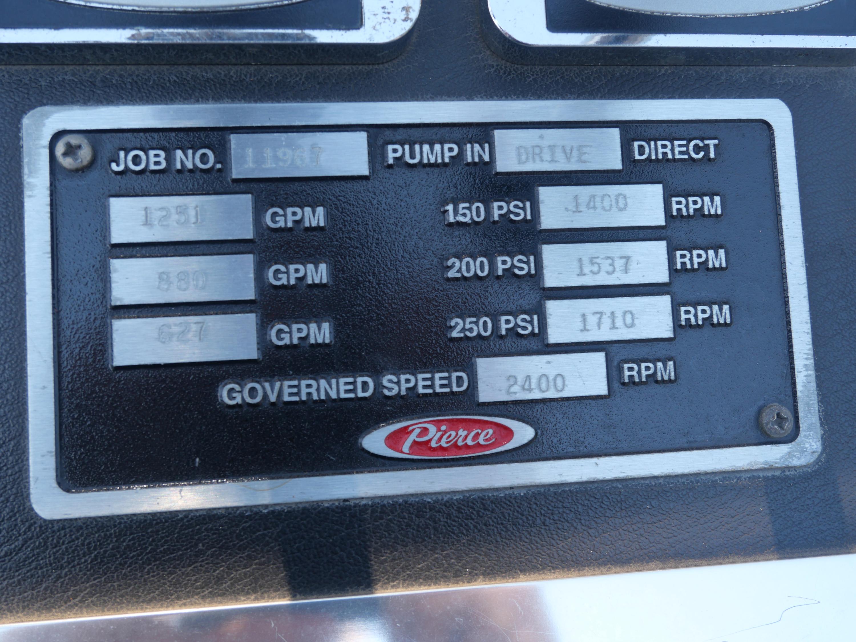 2001 Pierce Saber Pumper - image 15