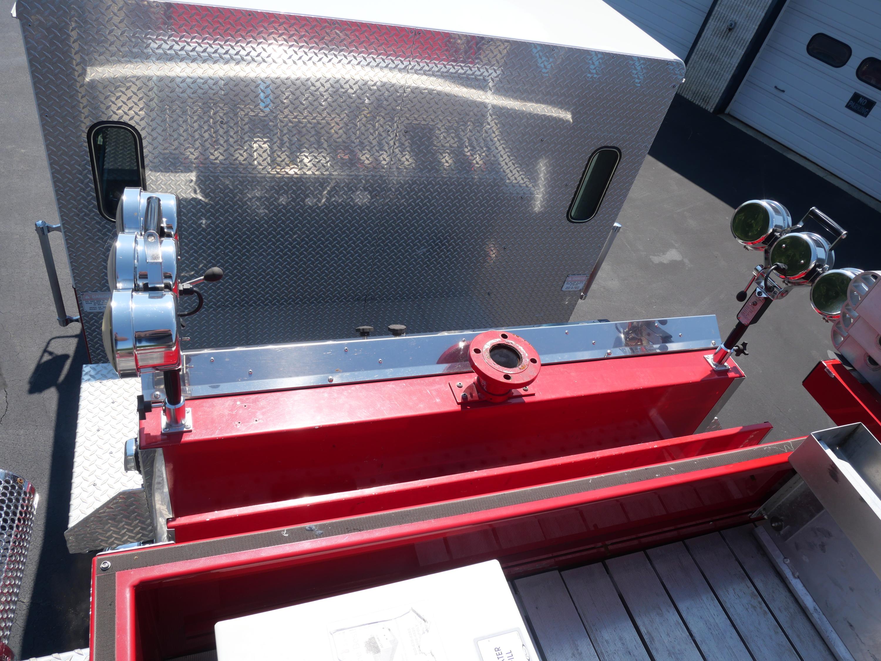 2001 Pierce Saber Pumper - image 17