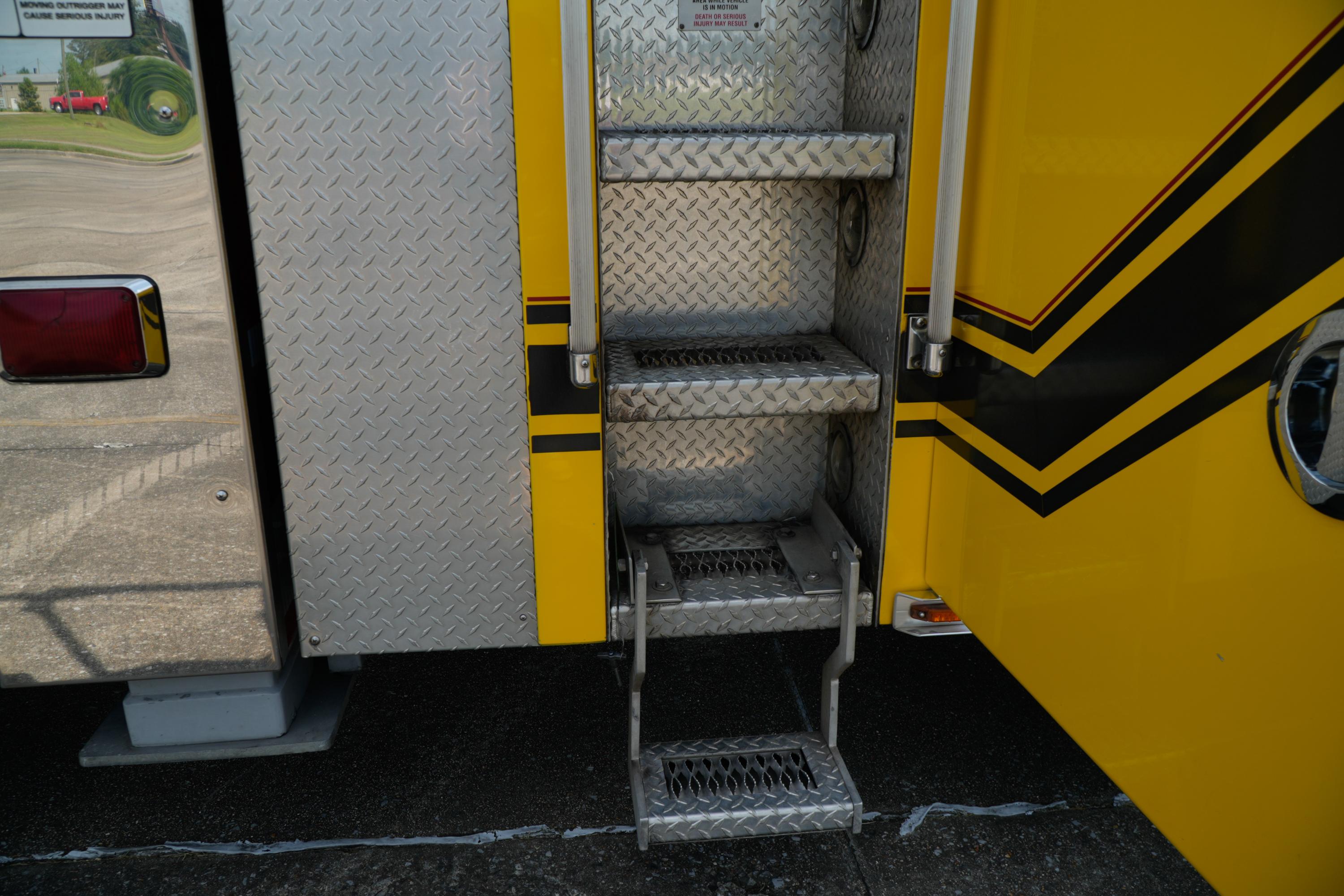 2005 Ferrara 100' Quint - image 76