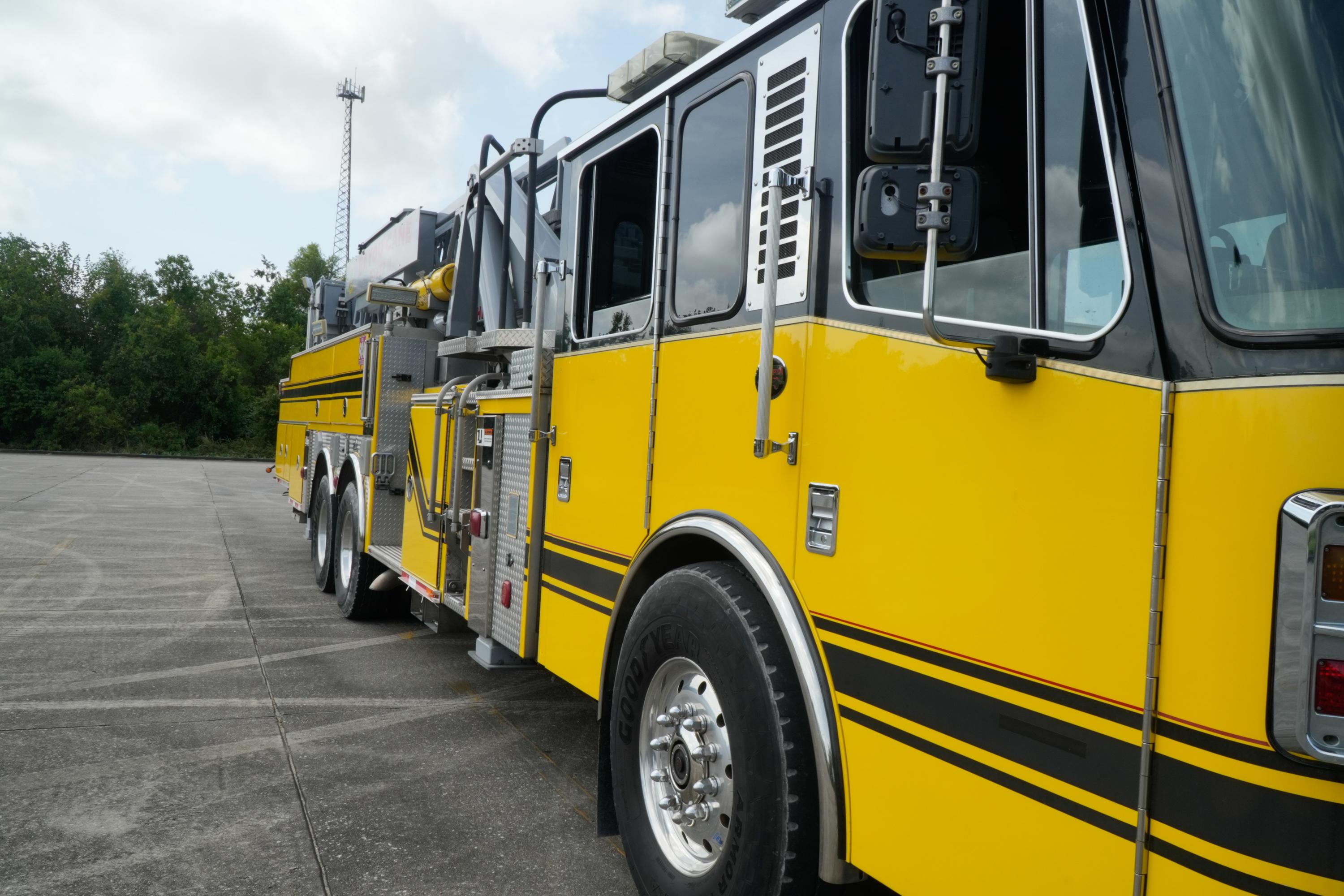 2005 Ferrara 100' Quint - image 36