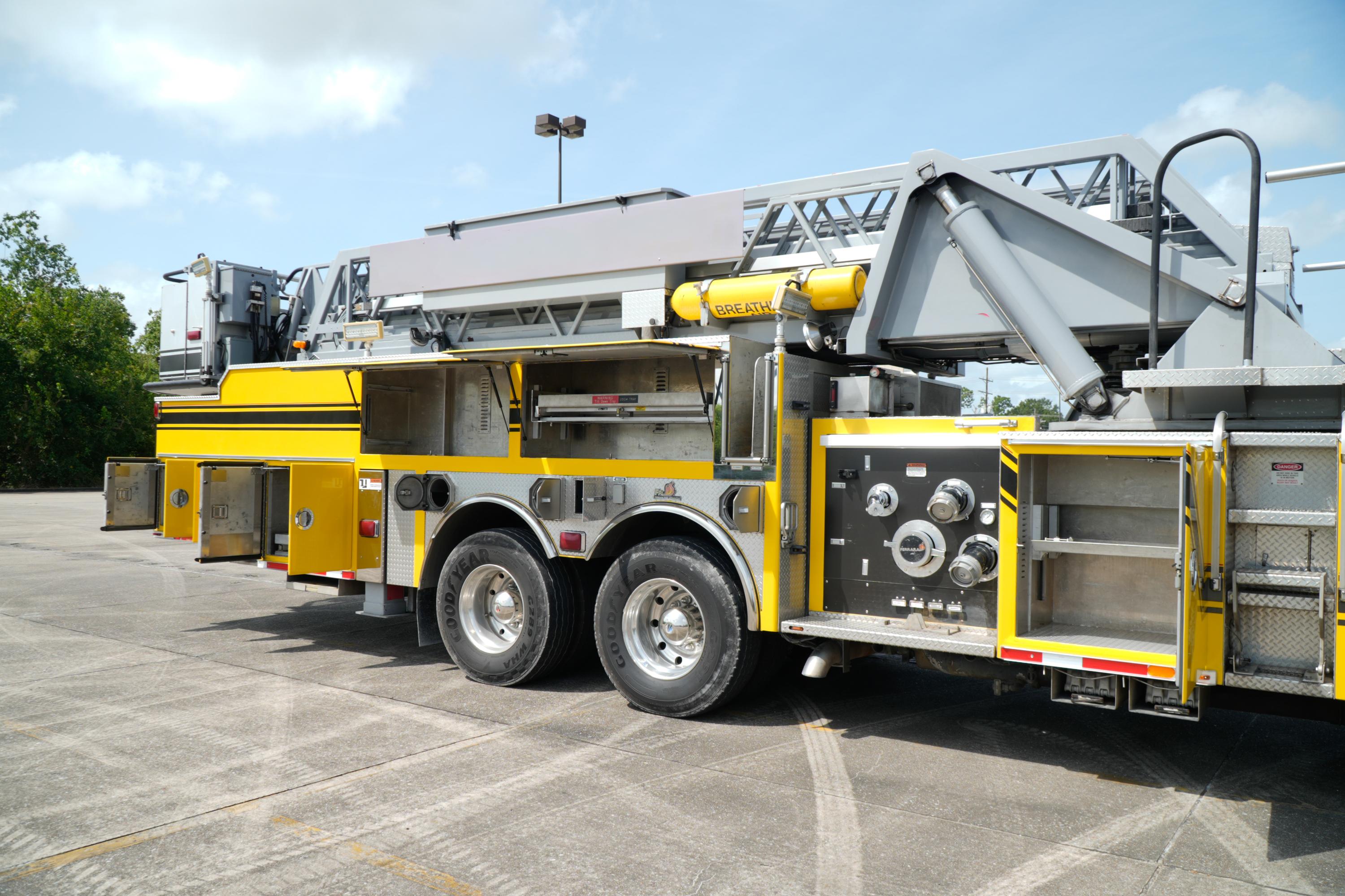 2005 Ferrara 100' Quint - image 72
