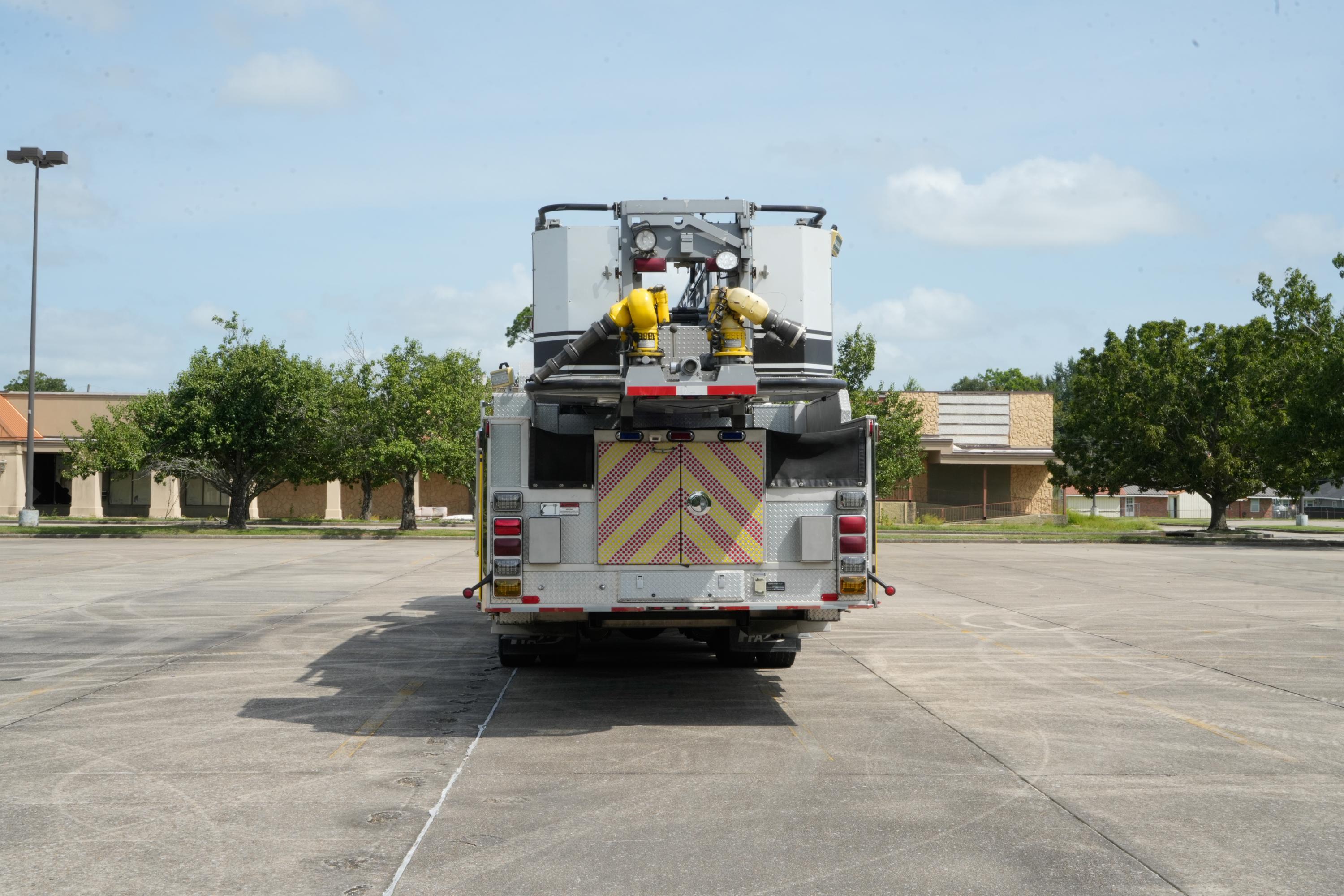 2005 Ferrara 100' Quint - image 6