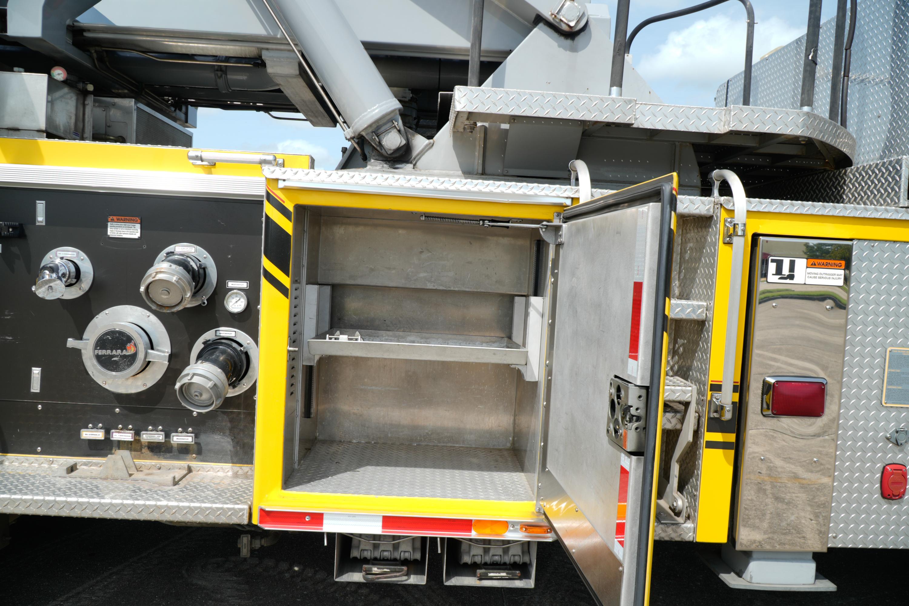 2005 Ferrara 100' Quint - image 71