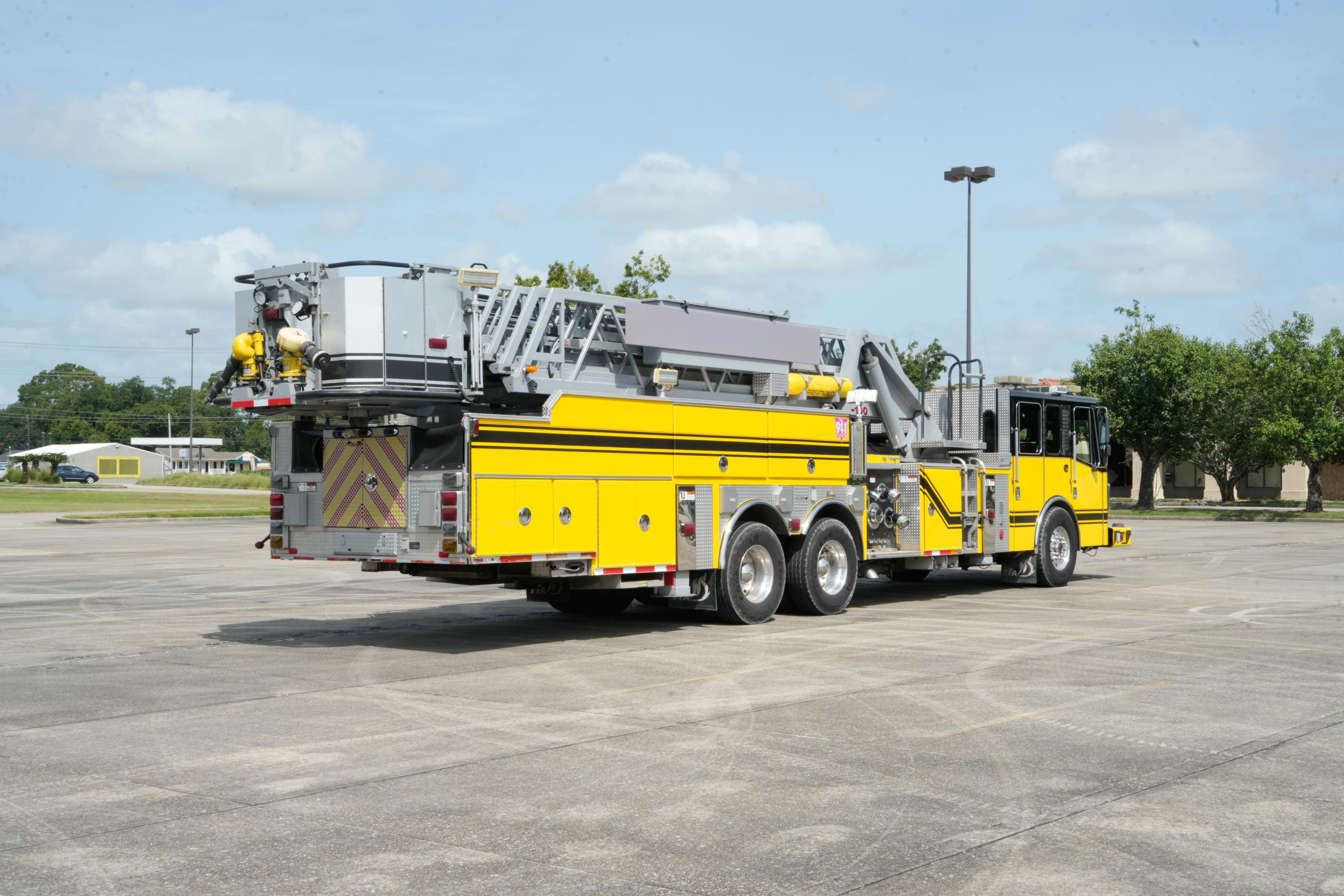 2005 Ferrara 100' Quint - image 7