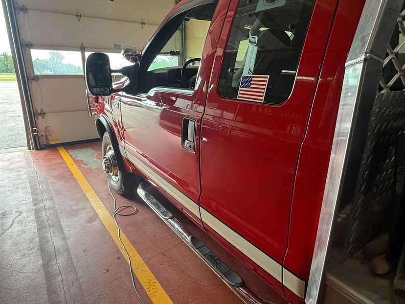 2000 Ford F -350 4x4 Brush Truck — photo 3