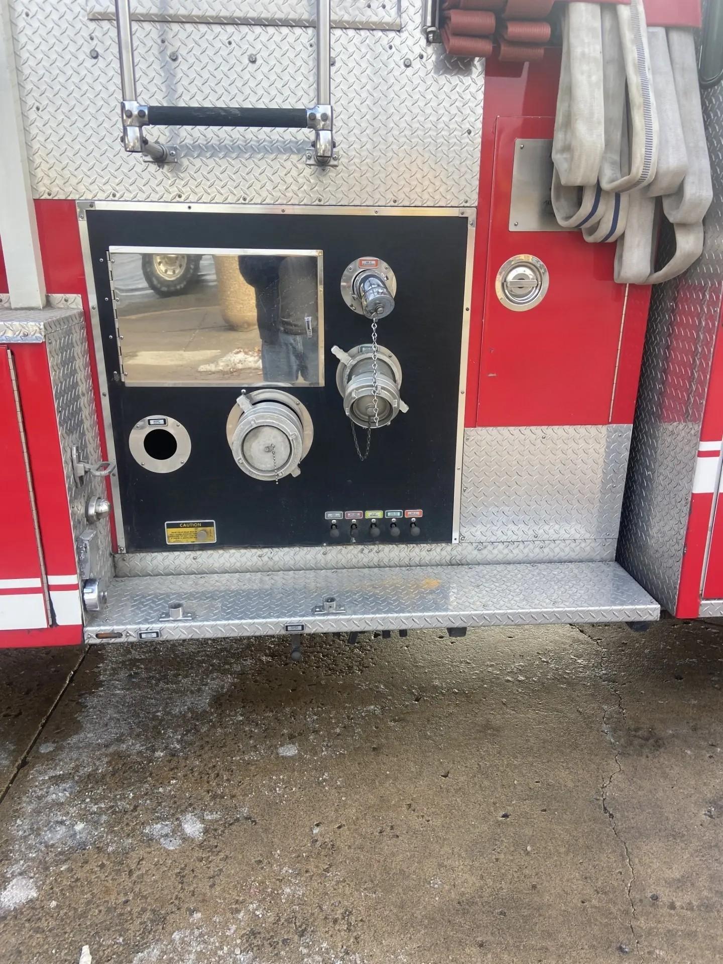1991 Pierce Pumper Tanker - image 8