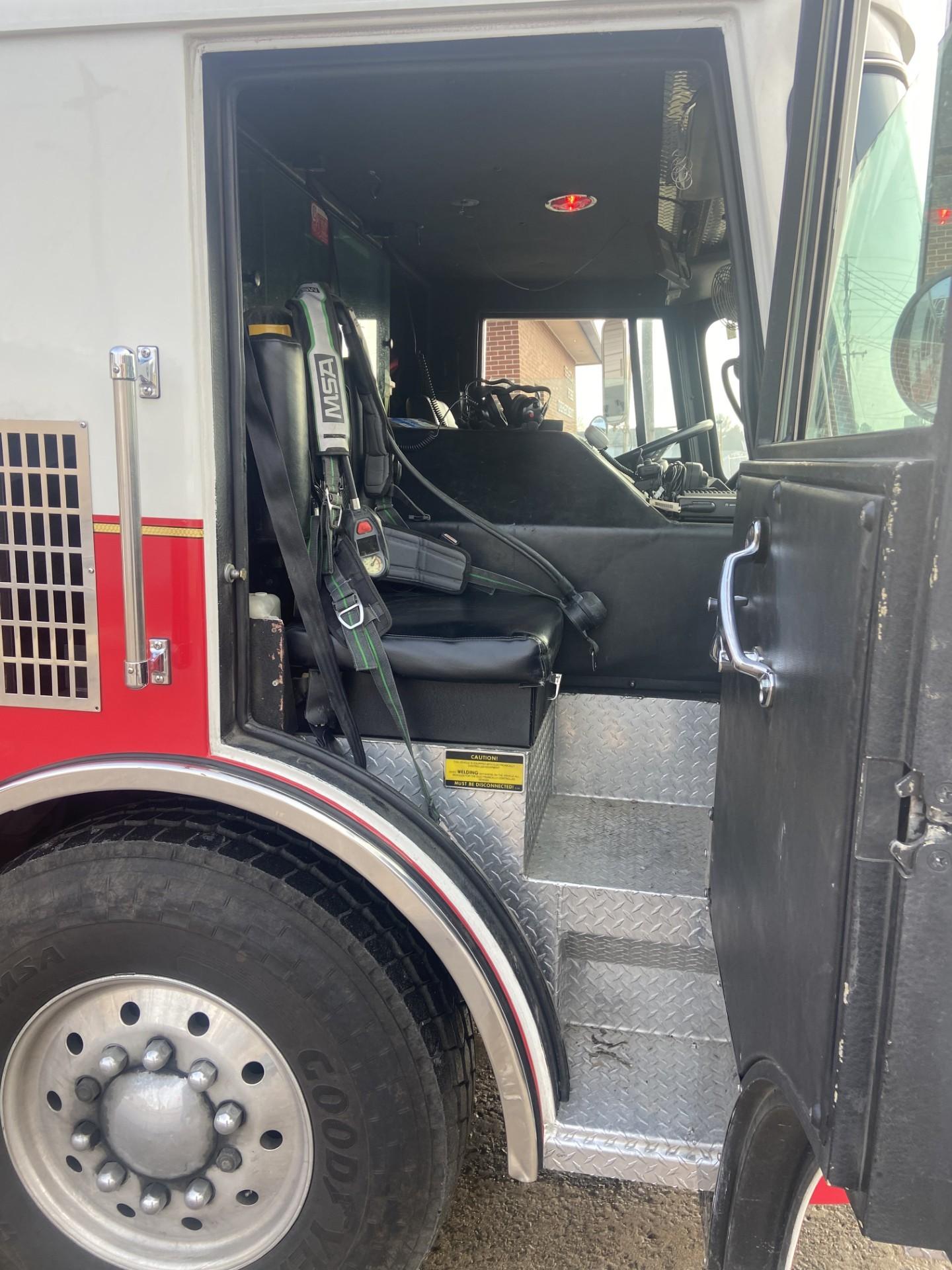 1991 Pierce Pumper Tanker - image 10