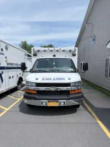 2012 AEV Chevrolet Type III Ambulance — photo 2