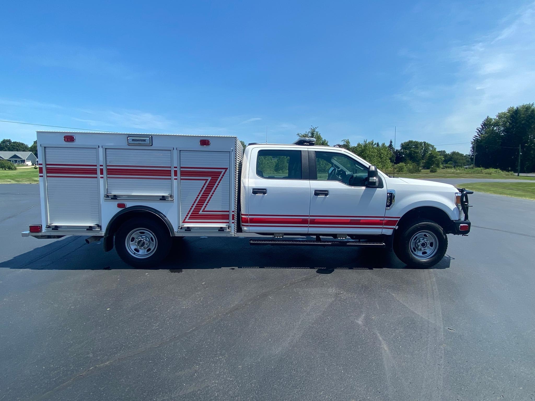 2020 Ford F-350 4x4 Light Rescue - image 1