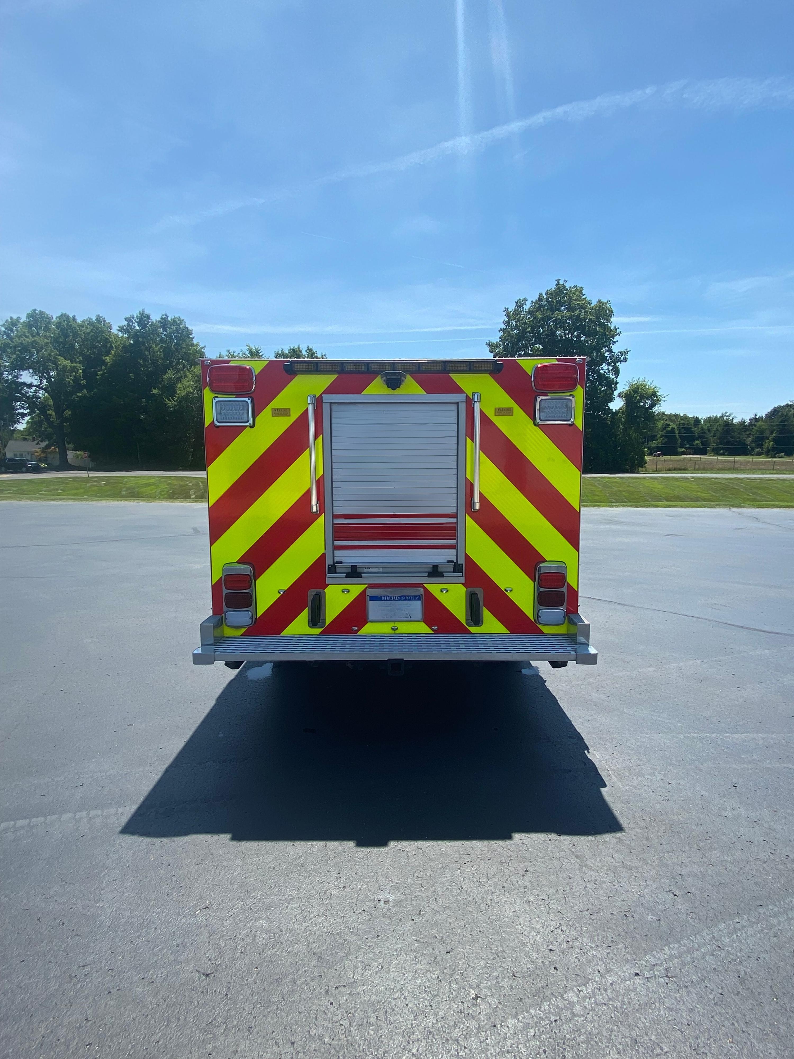 2020 Ford F-350 4x4 Light Rescue - image 3