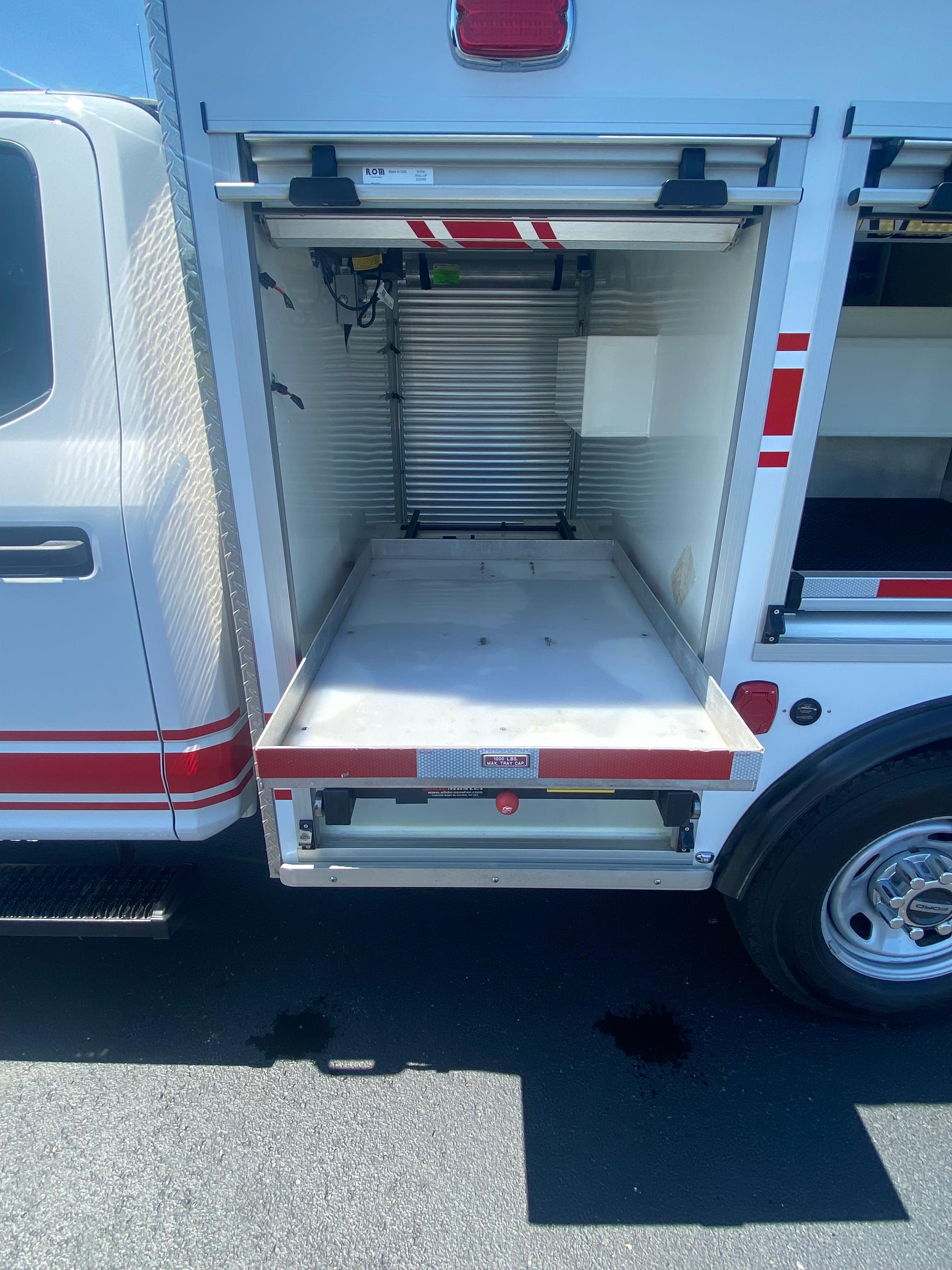 2020 Ford F-350 4x4 Light Rescue - image 5