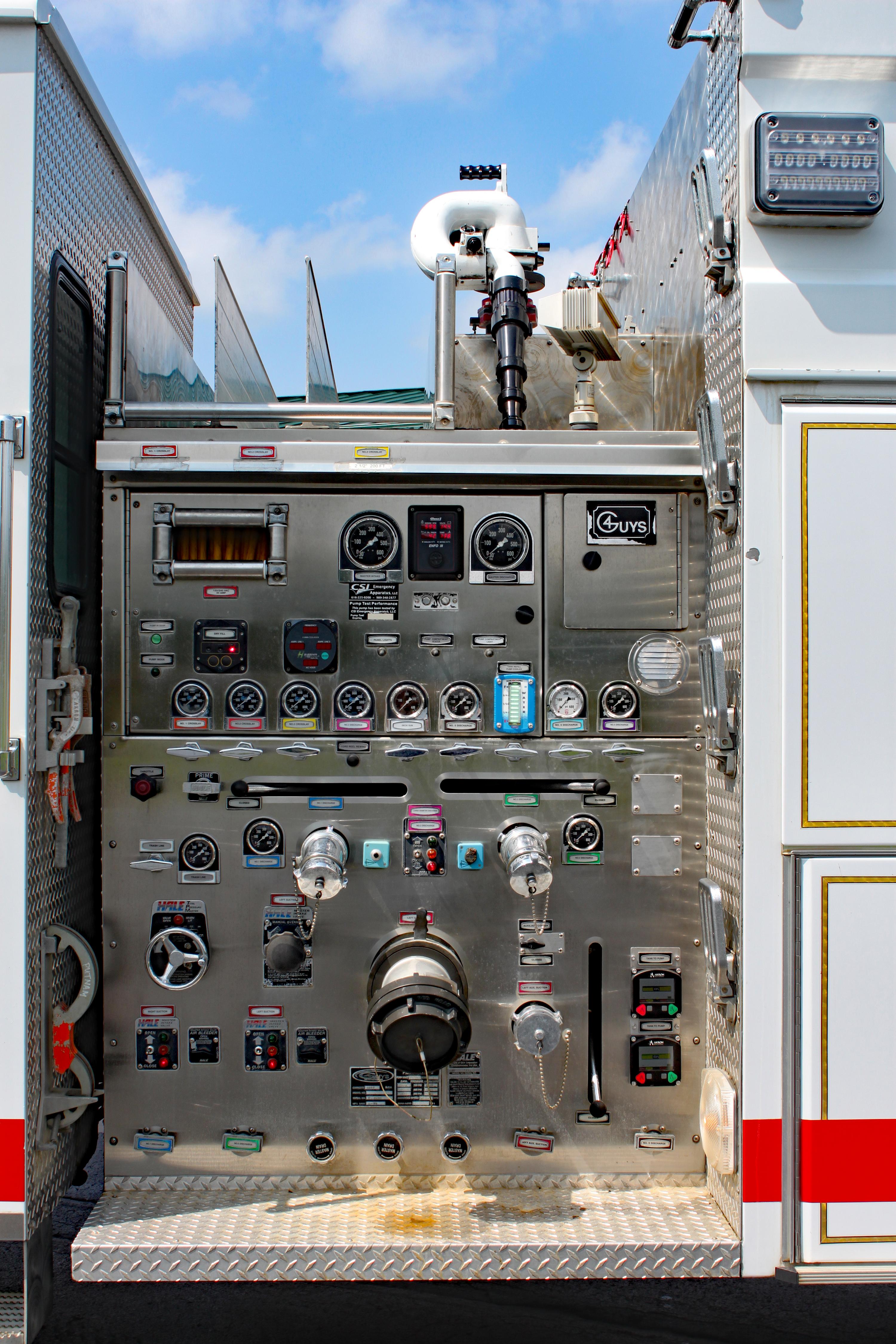 2002 HME/4 Guys 2500 Gallon Tanker - image 8