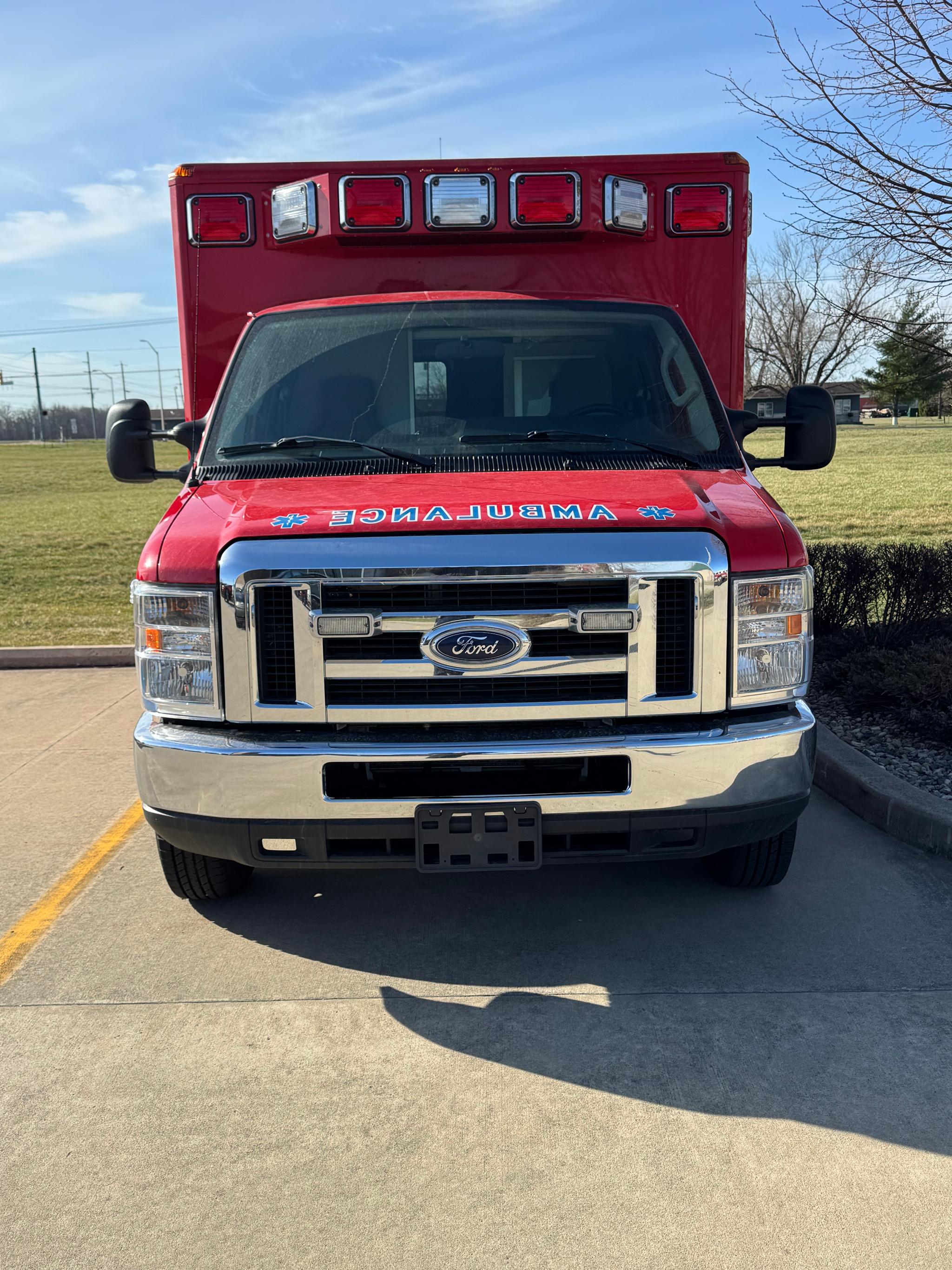 2019 Ford E-450 Wheeled Coach Type III - image 4