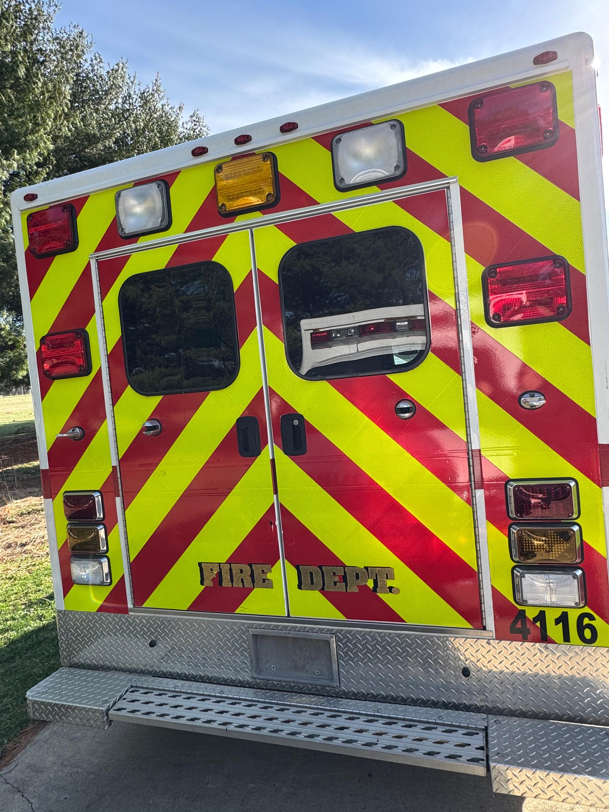 2011 Chevrolet G-Series Ambulance (Pending Sale) Type III - image 4