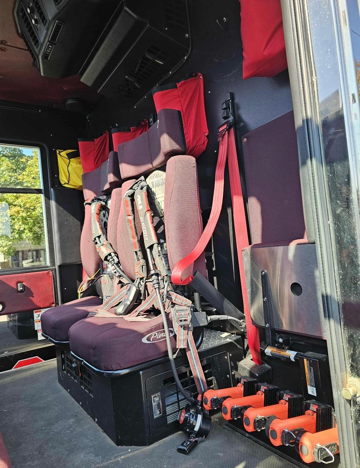 2005 Pierce ENFORCER Heavy Rescue - image 7
