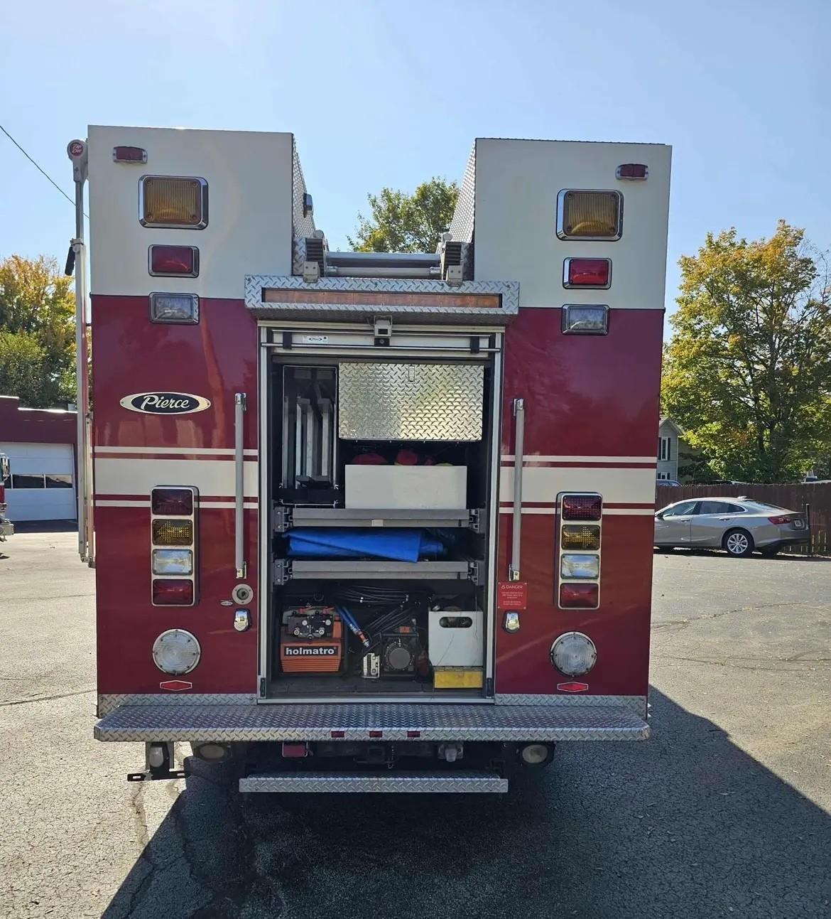 2005 Pierce ENFORCER Heavy Rescue - image 5