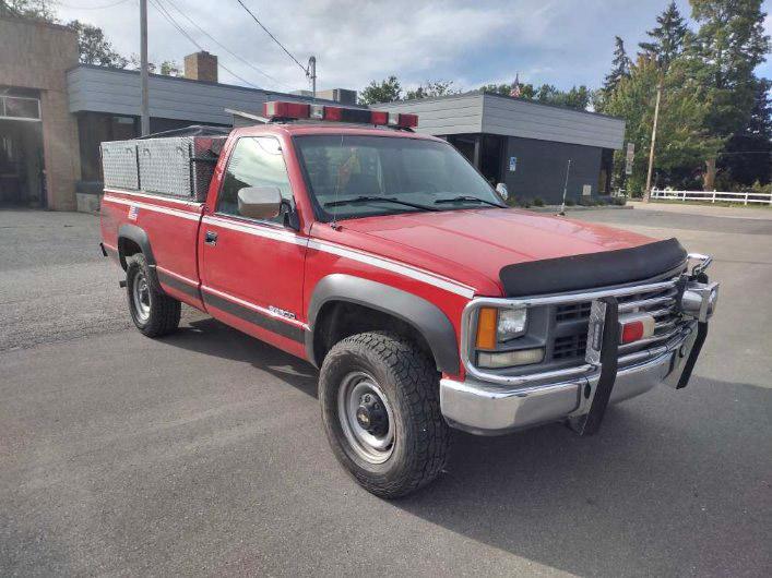 1997 Chevrolet K3500 4x4 Brush Truck - image 2