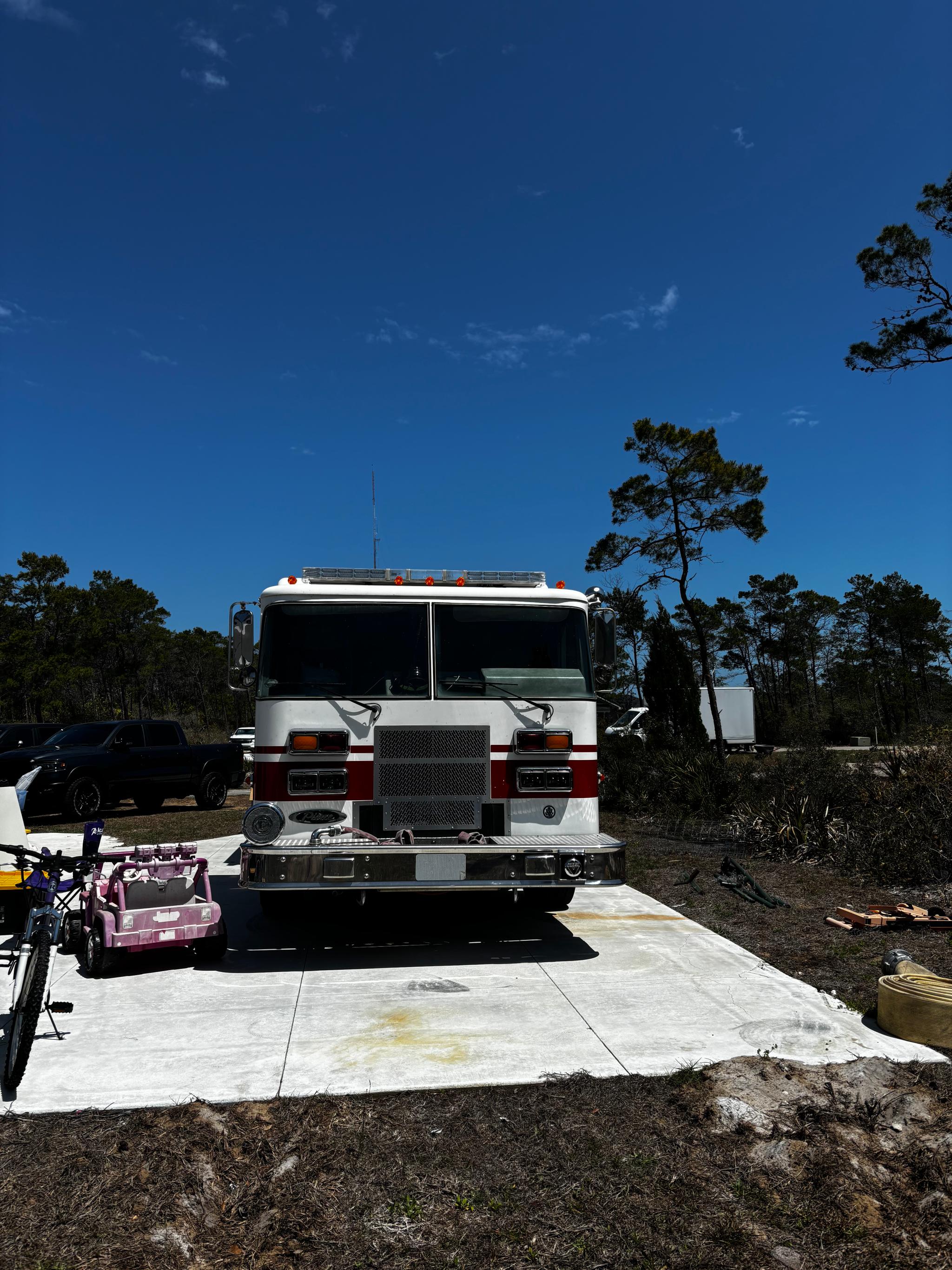 2004 Pierce Contender Pumper - image 1