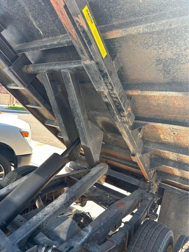 1994 Ford F350 Dump Truck - image 6