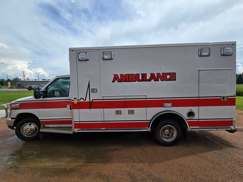 2010 Road Rescue Ford Type III Ambulance