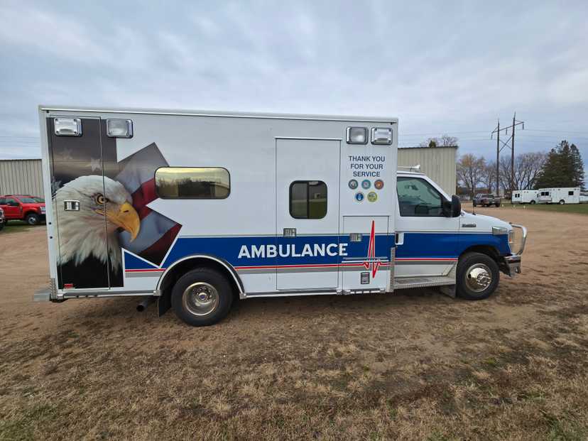 2010 Road Rescue Ford Type III Ambulance — photo 4
