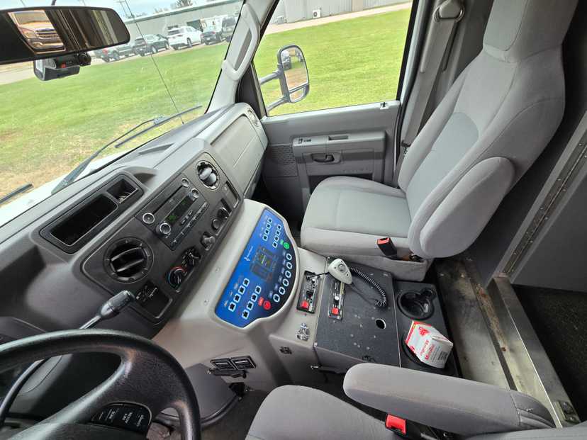 2010 Road Rescue Ford Type III Ambulance — photo 7