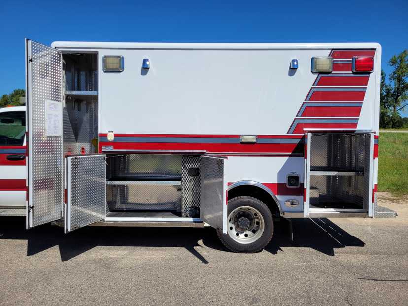 2008 Horton Sterling Type I Ambulance — photo 3