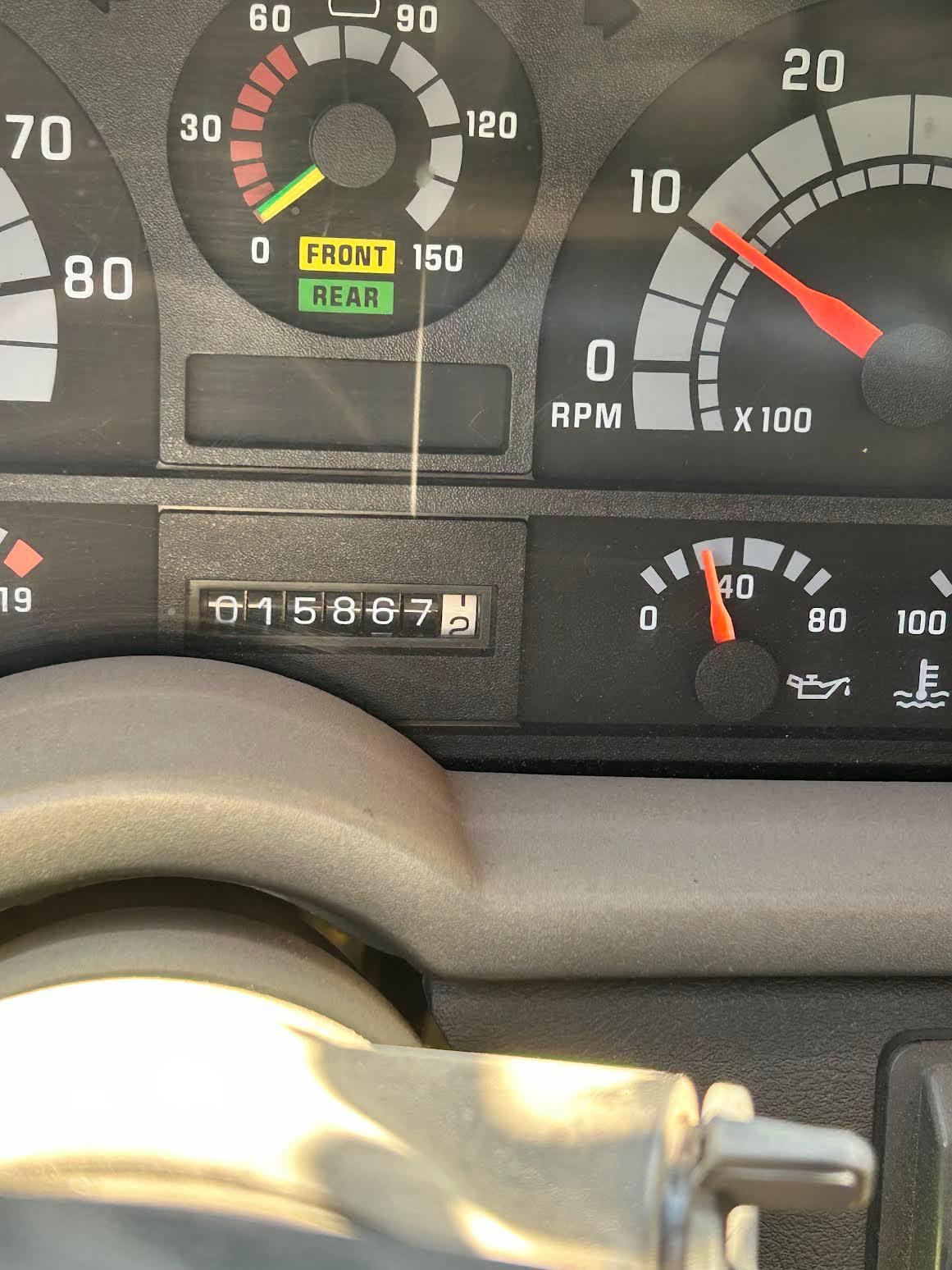 1995 GMC Top Kick - image 8