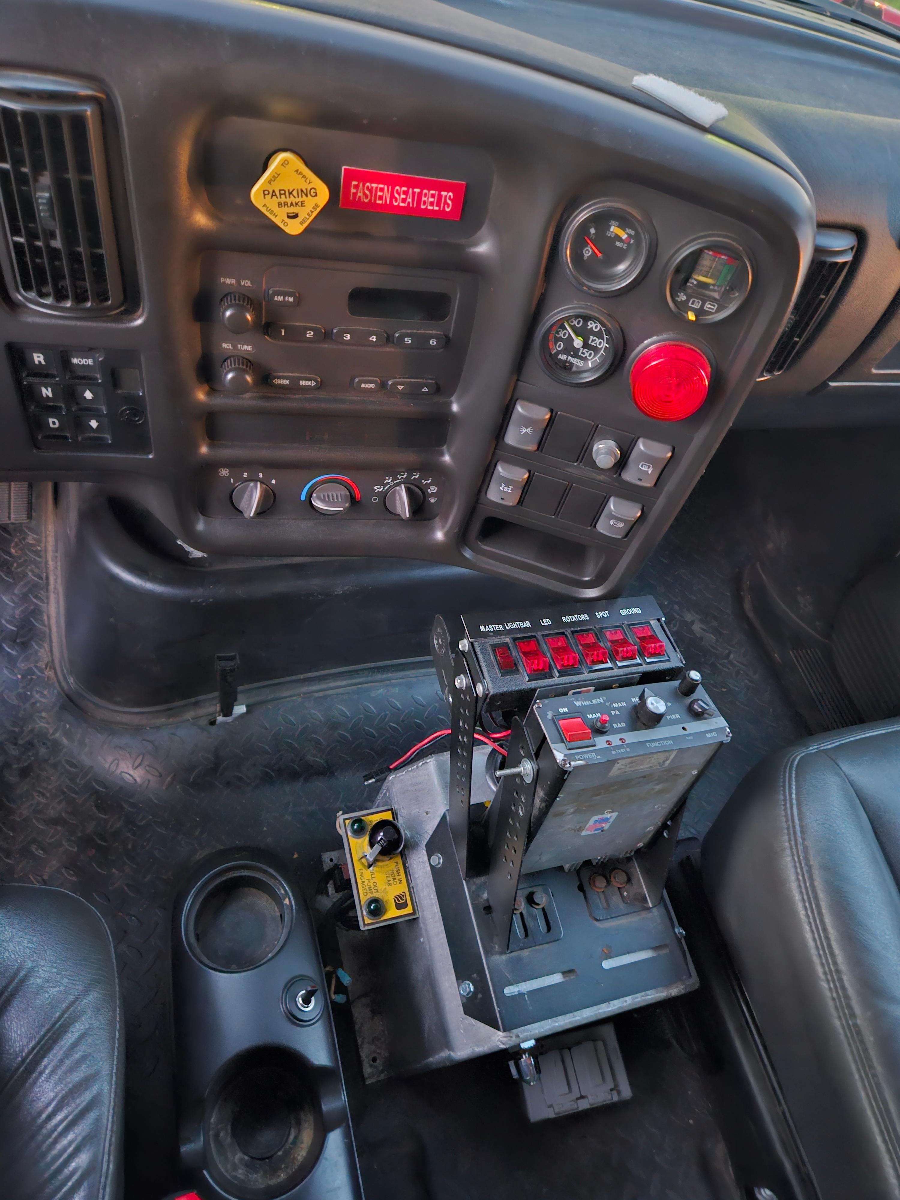 2006 GMC Pumper - image 13