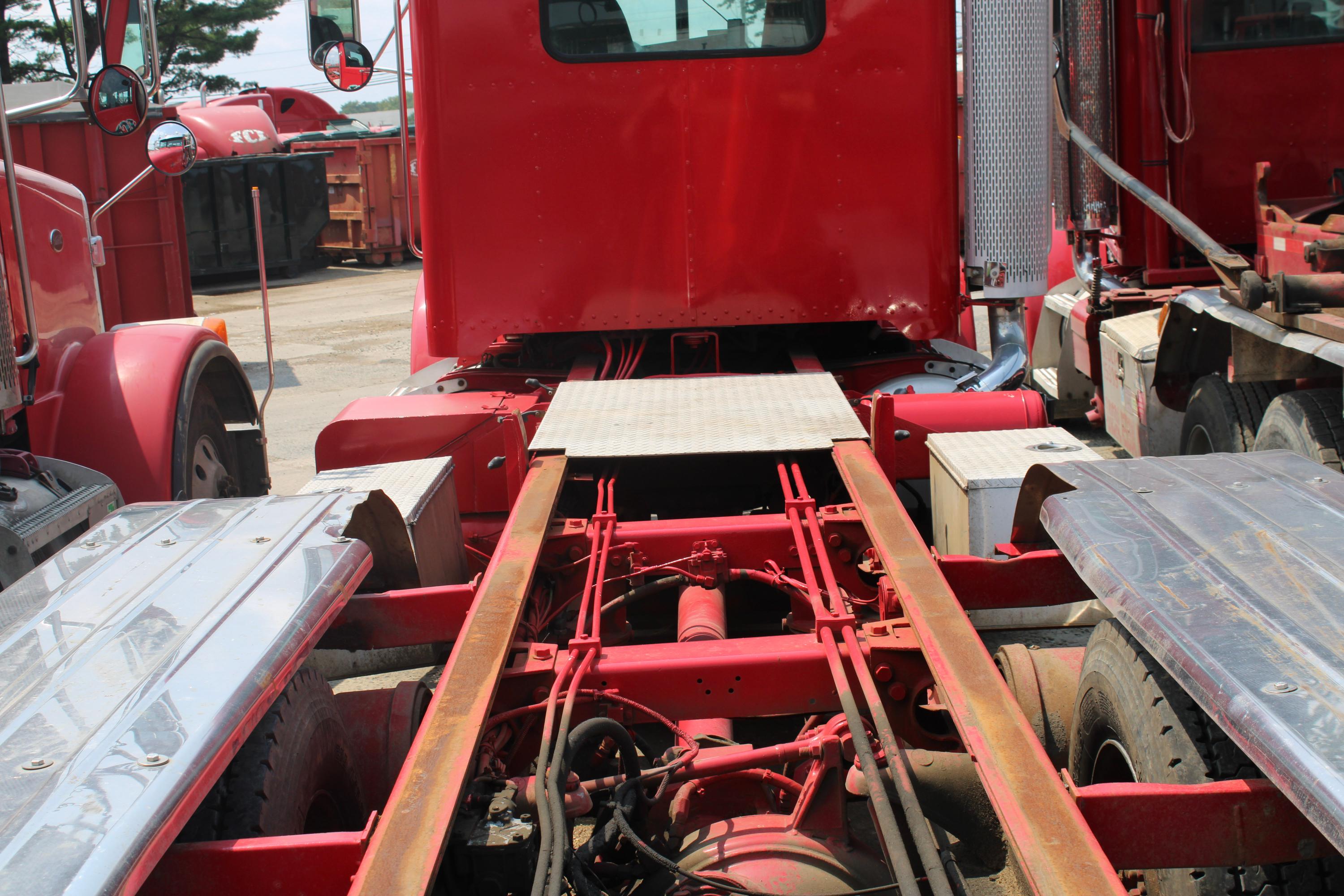 1997 Peterbilt 378 Roll-Off - image 3