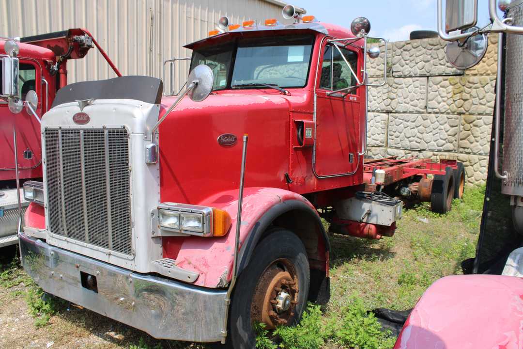 2003 Peterbilt Wastequip Roll-Off