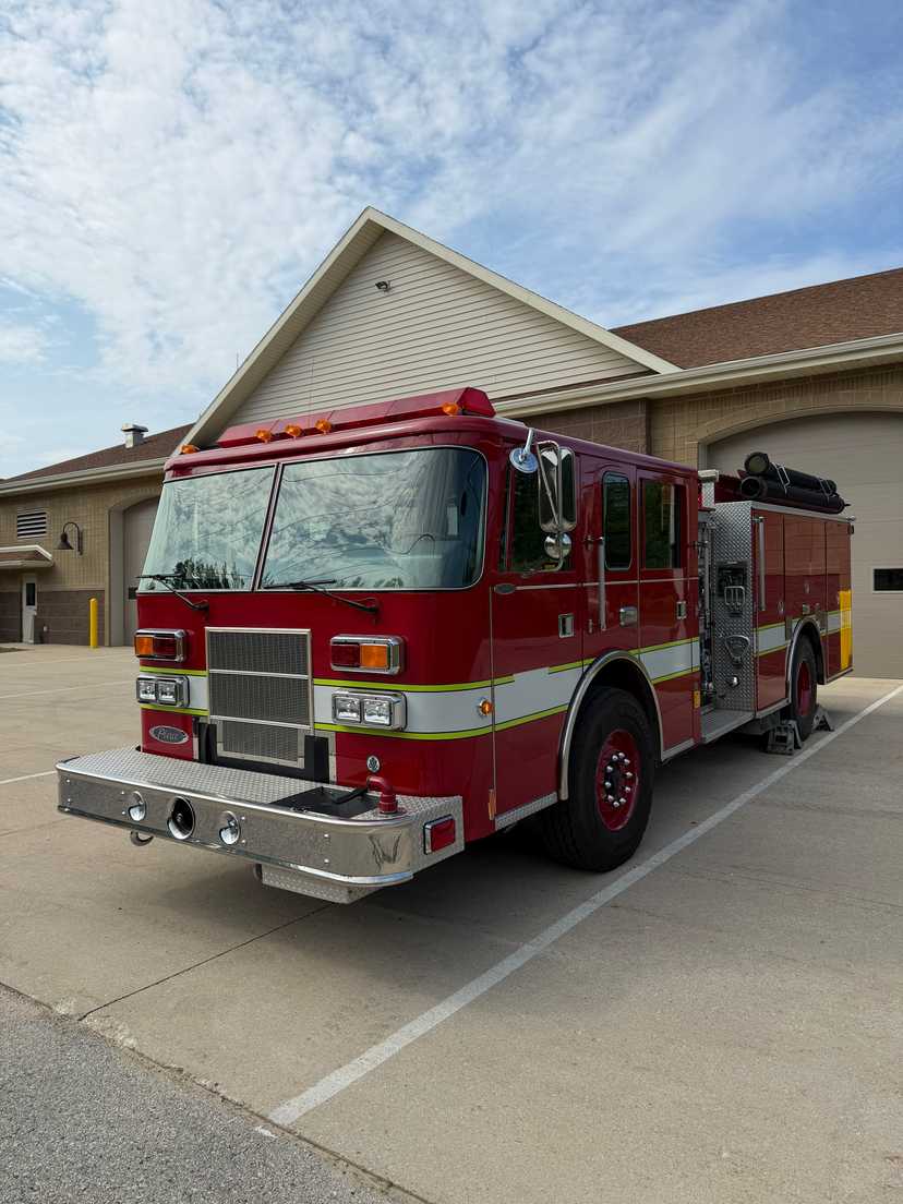 1999 Pierce Saber Pumper