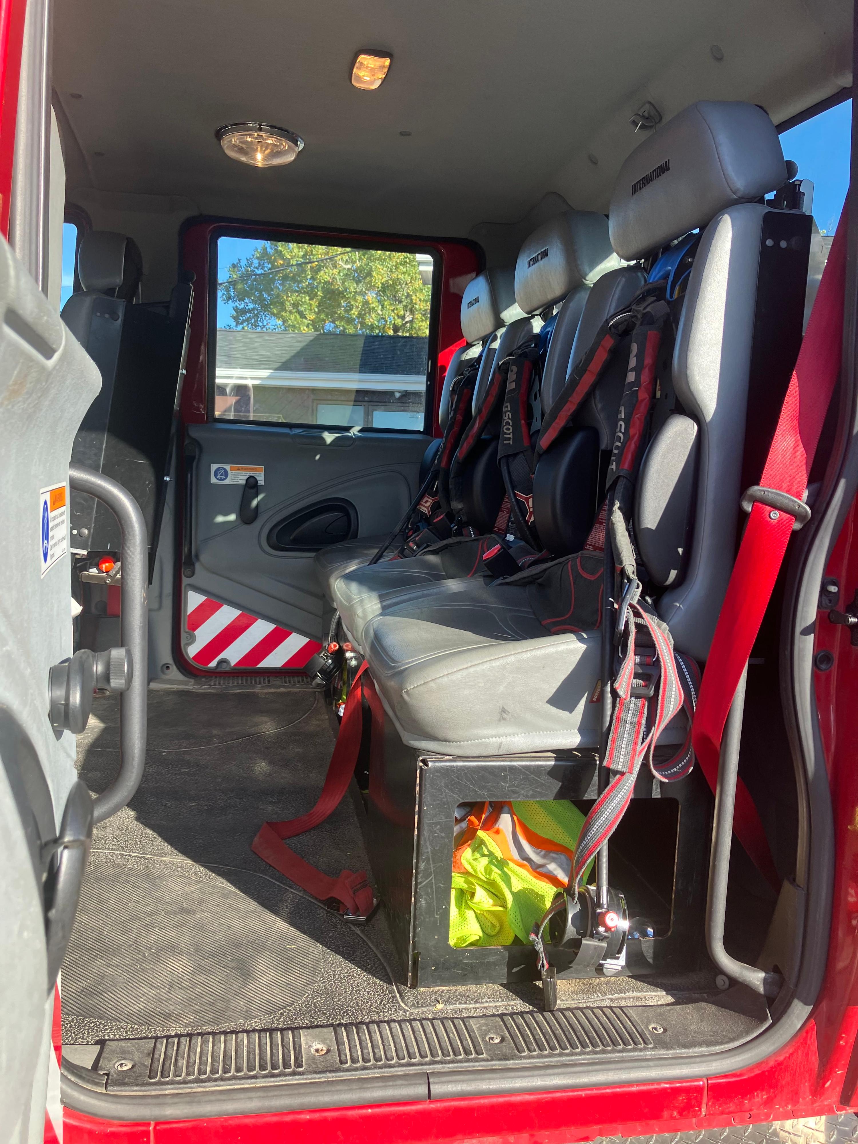 2006 E-One International Pumper - image 8
