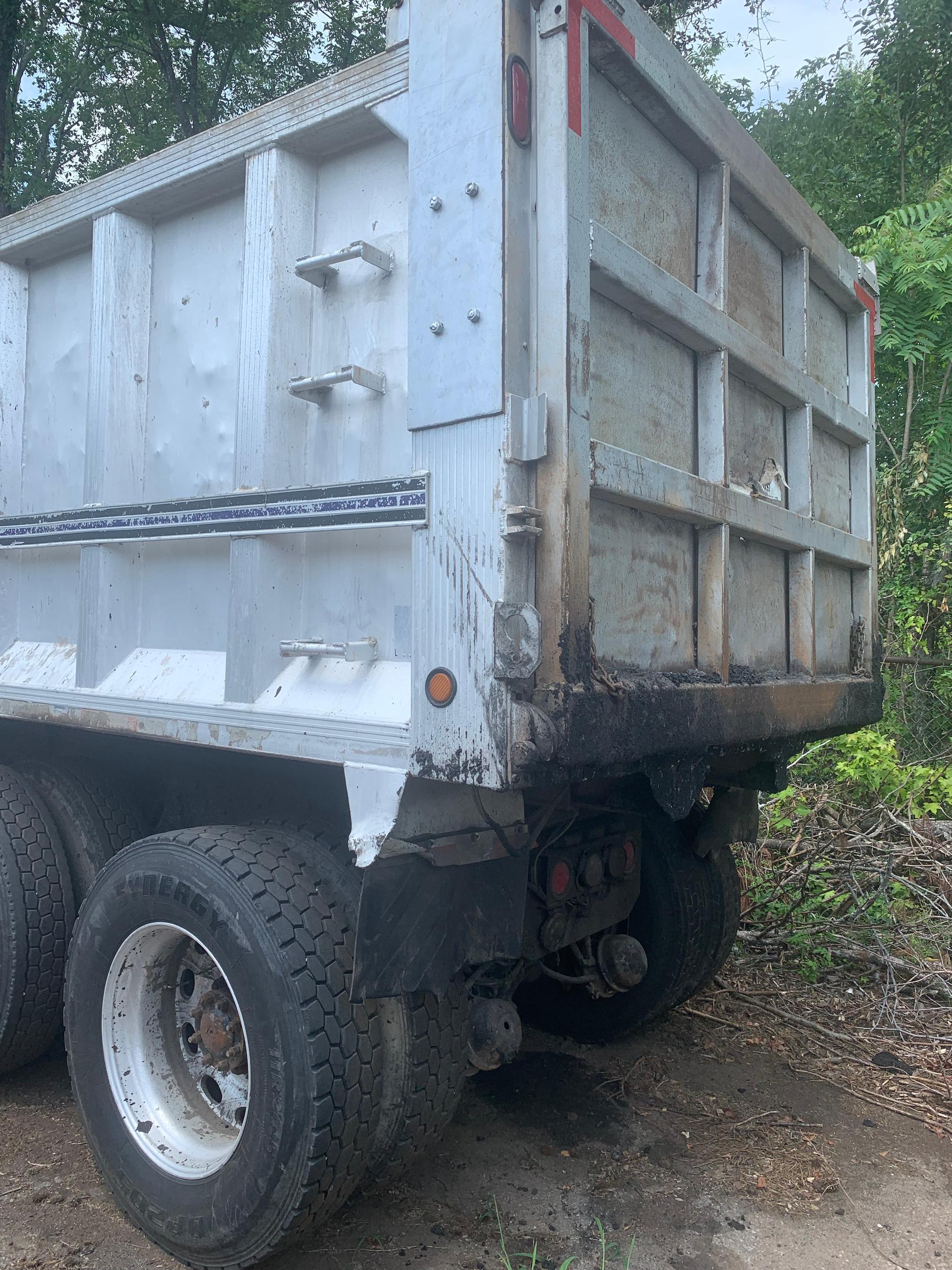 1999 Western Star 4900 Dump Truck - image 5
