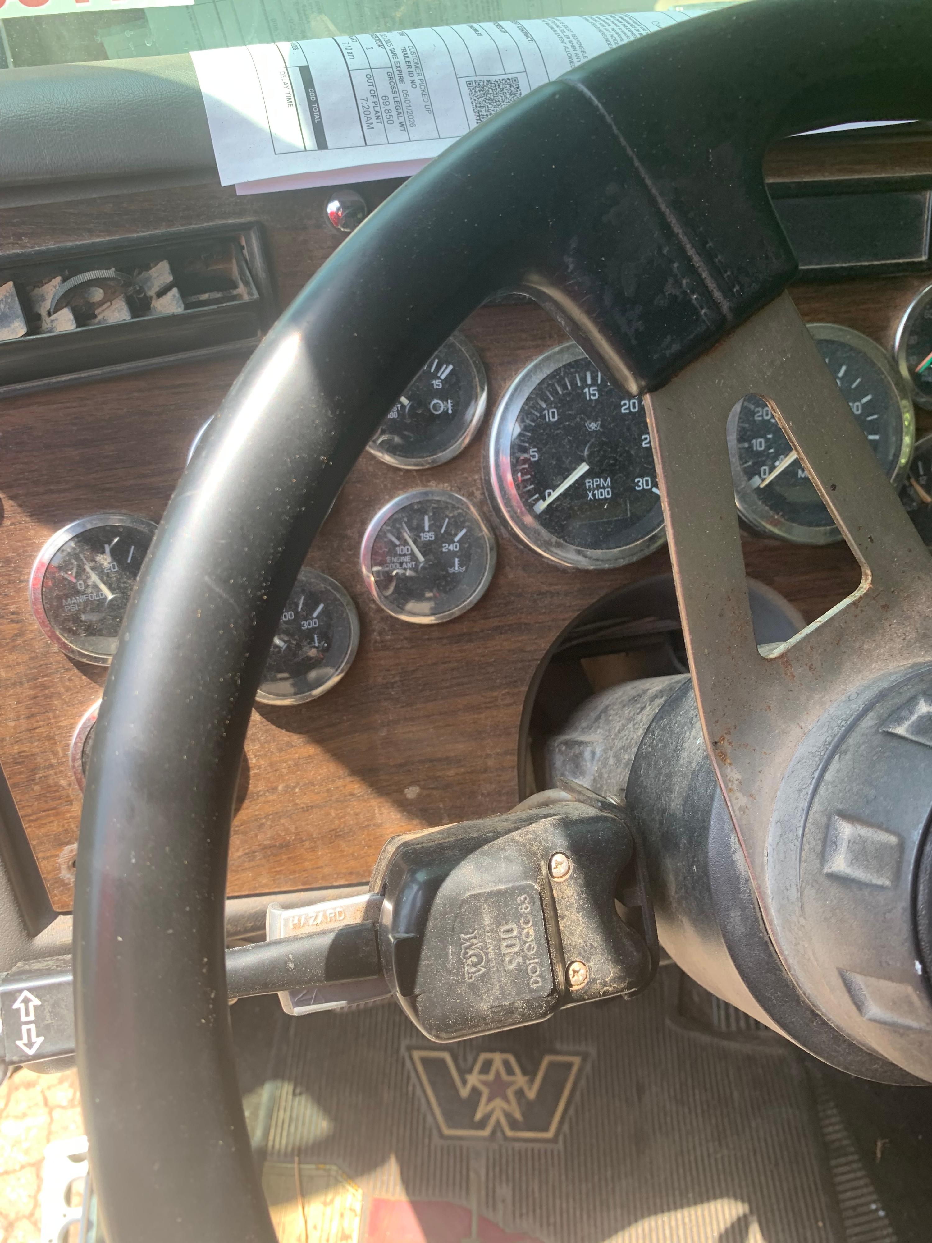 1999 Western Star 4900 Dump Truck - image 8