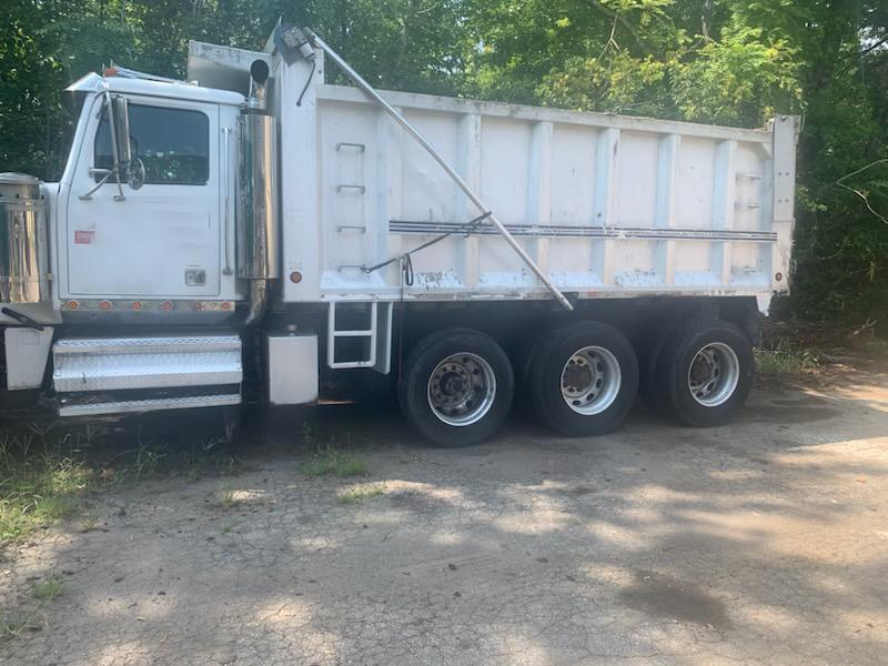 1999 Western Star 4900 Dump Truck - image 2
