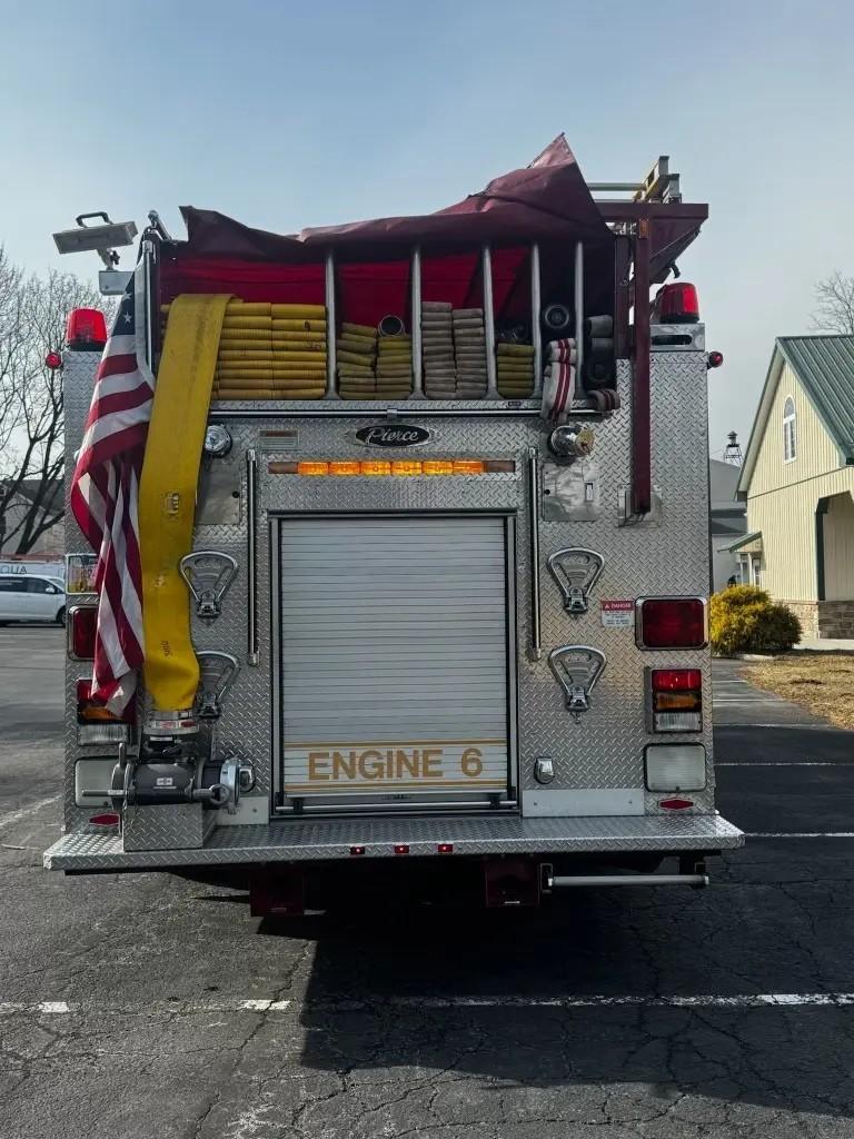 2000 Pierce Quantum Pumper - image 10