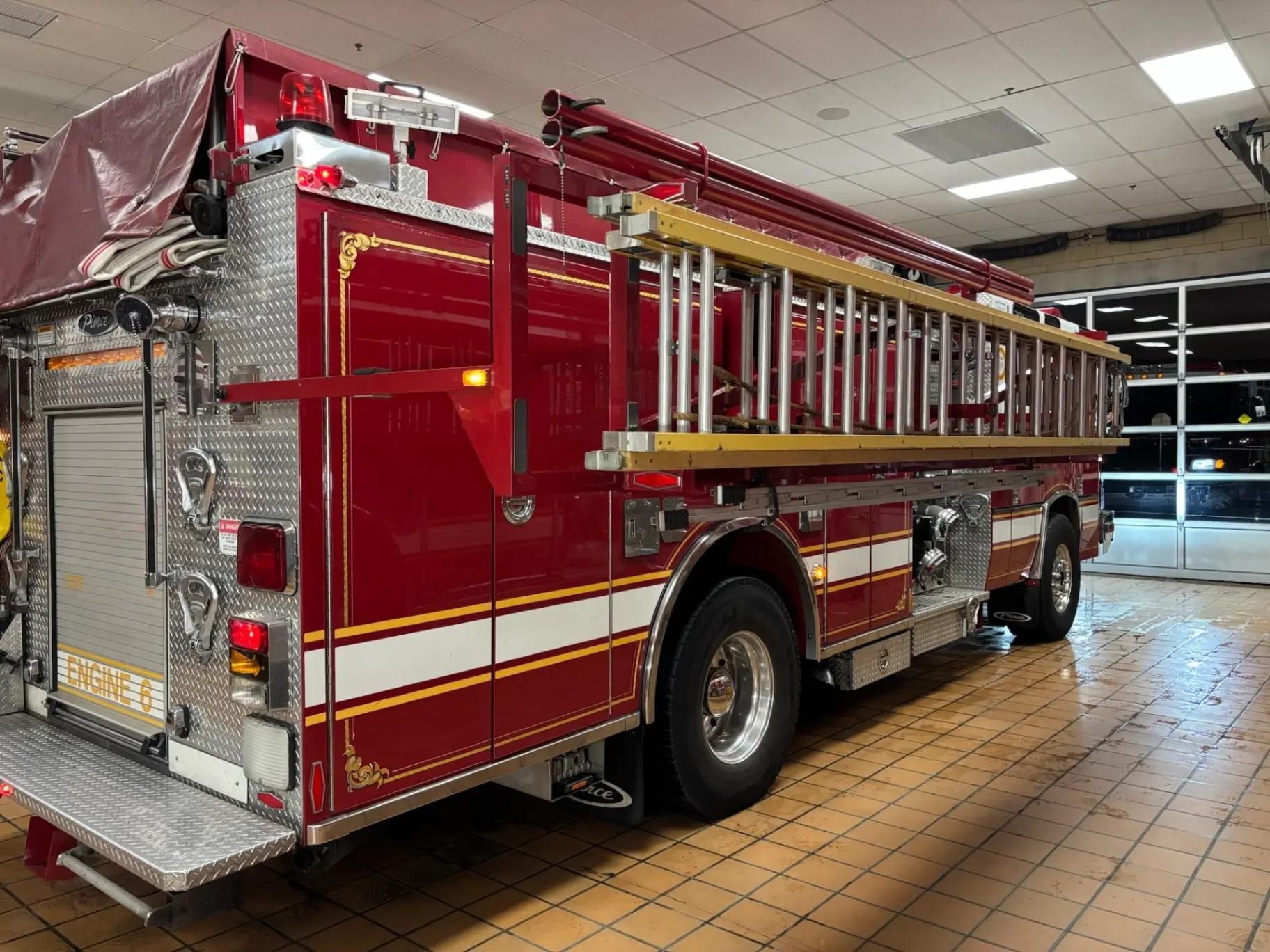 2000 Pierce Quantum Pumper - image 13