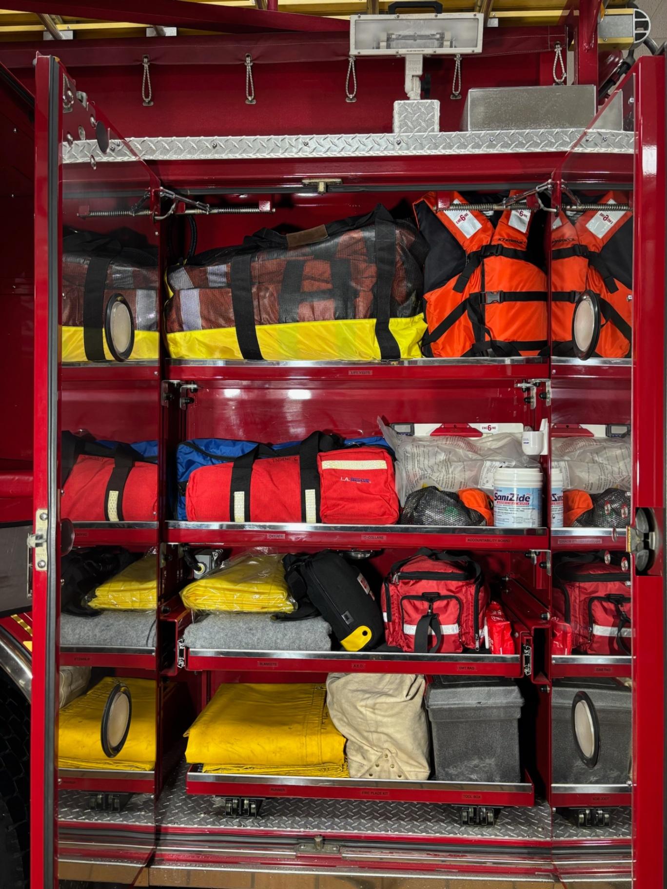 2000 Pierce Quantum Pumper - image 22