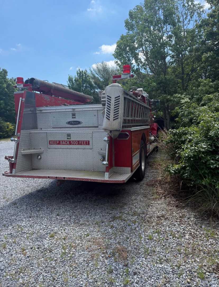 1977 Ford Pierce 4x4 Pumper — photo 3
