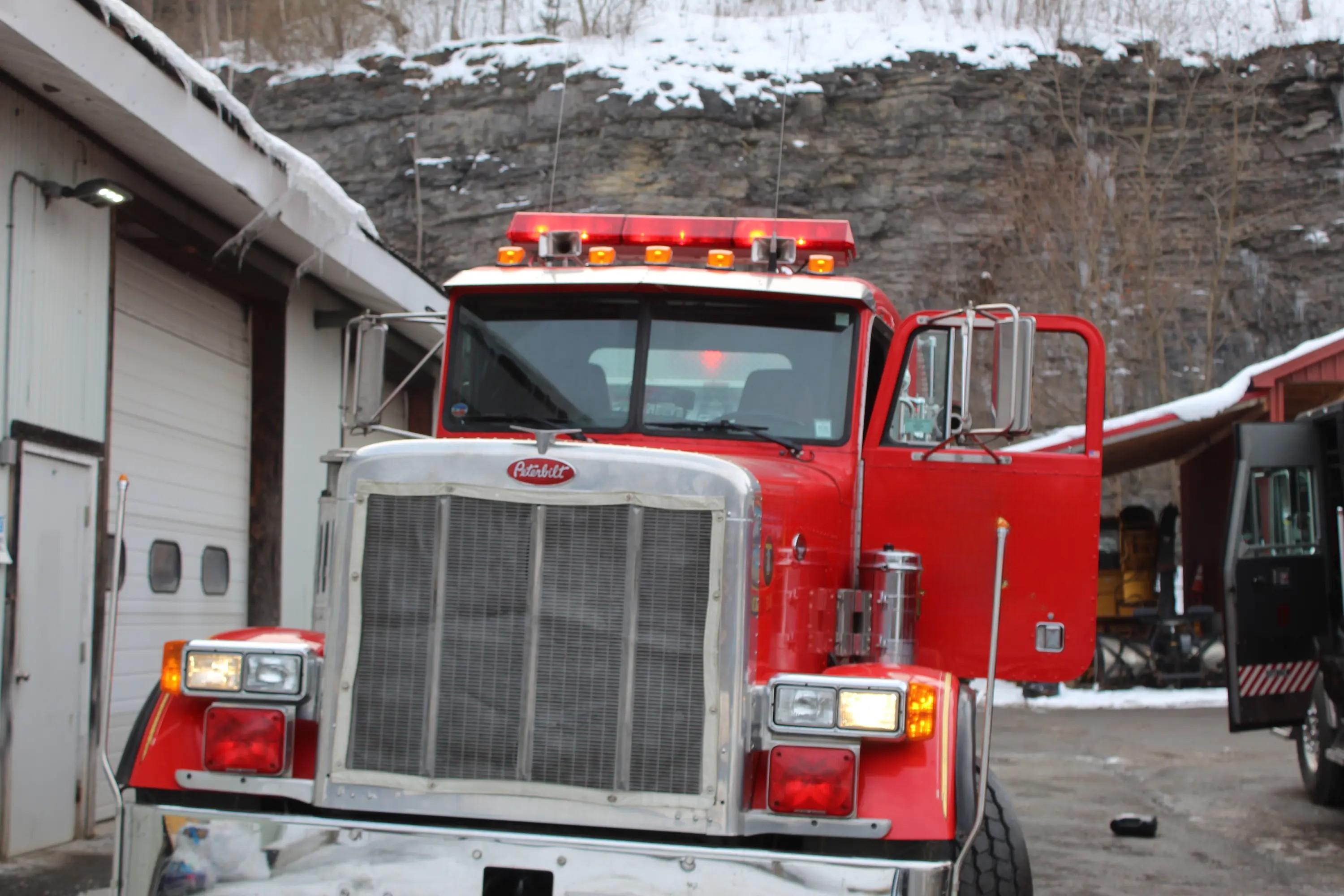 1992 New Lexington Peterbilt Pumper Tanker - image 10