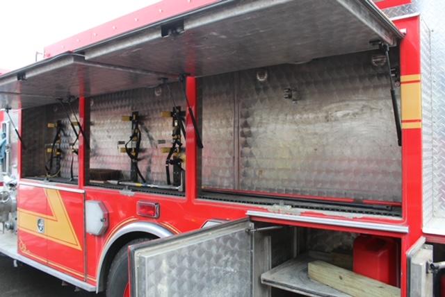 1992 New Lexington Peterbilt Pumper Tanker - image 3
