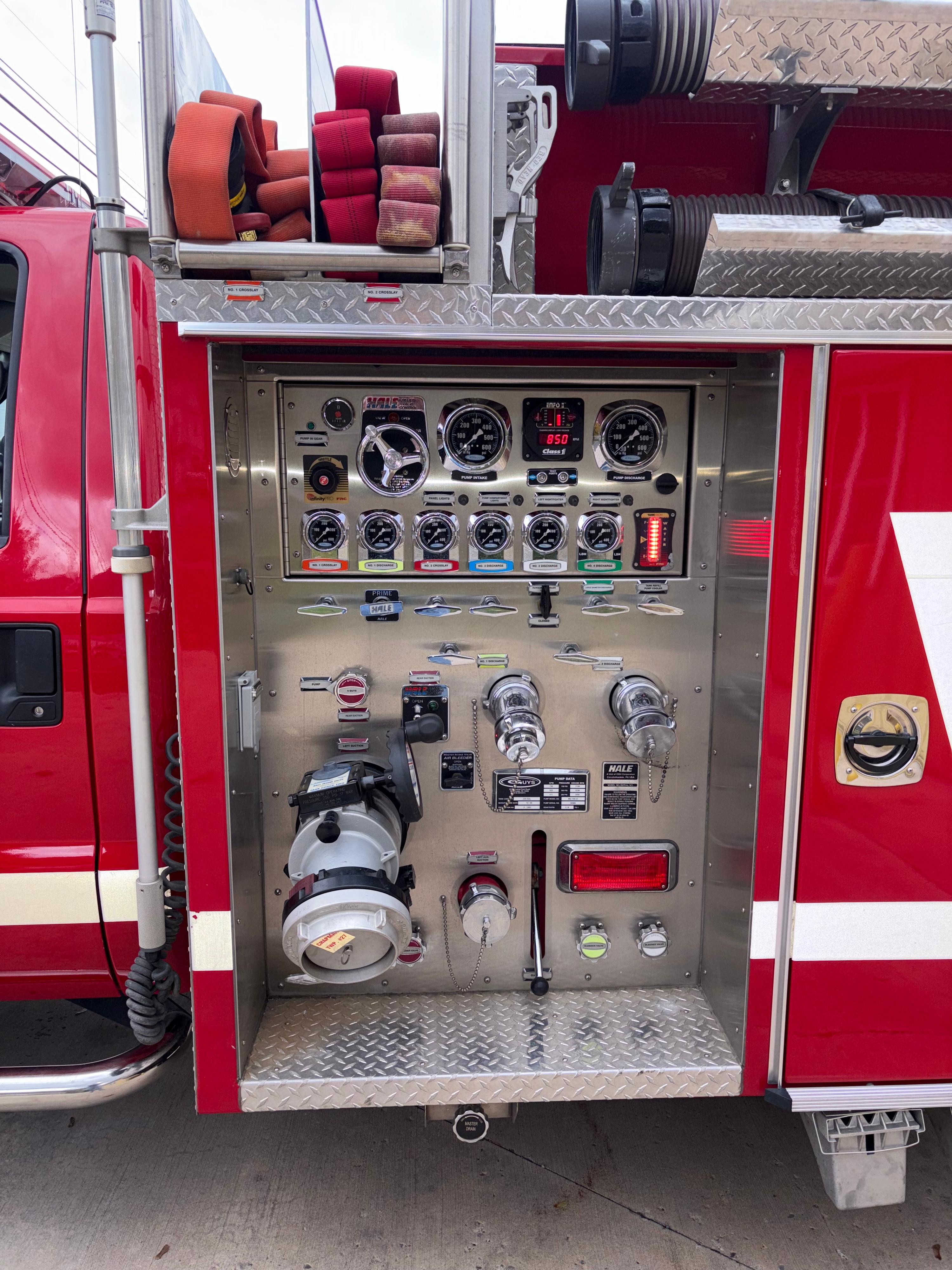 2005 4 Guys Ford Mini Pumper - image 12