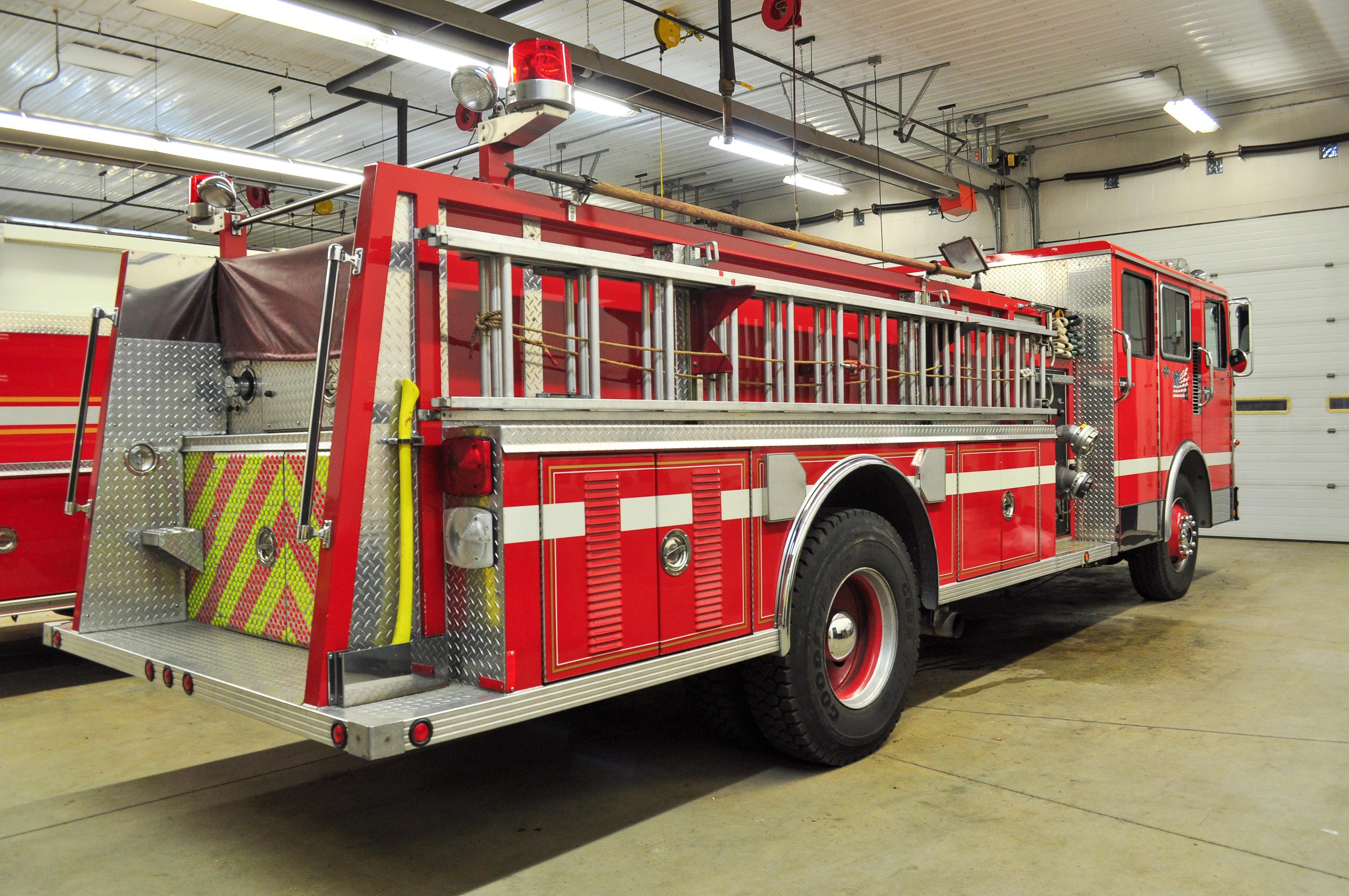 1989 Spartan Gladiator Pumper - image 9
