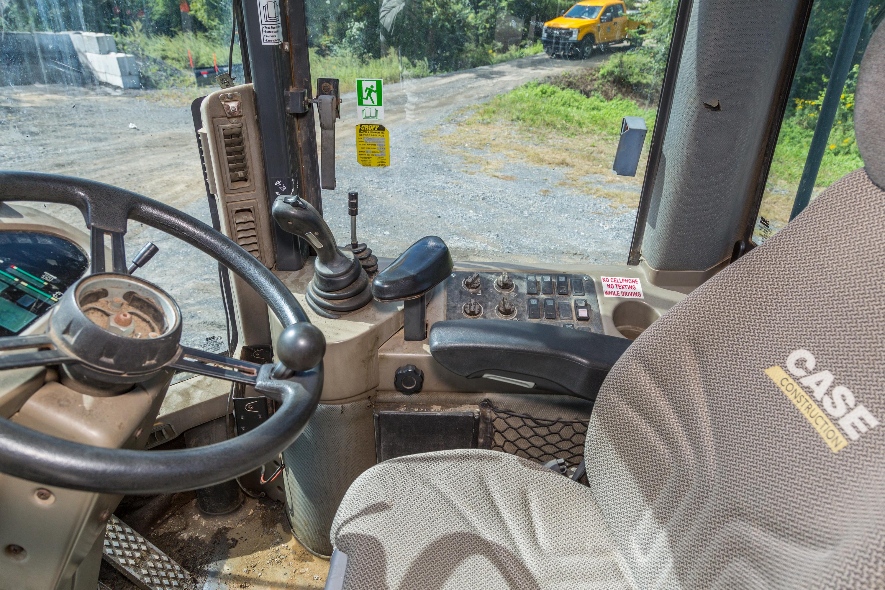 2005 CASE 621D wheel loader - image 26