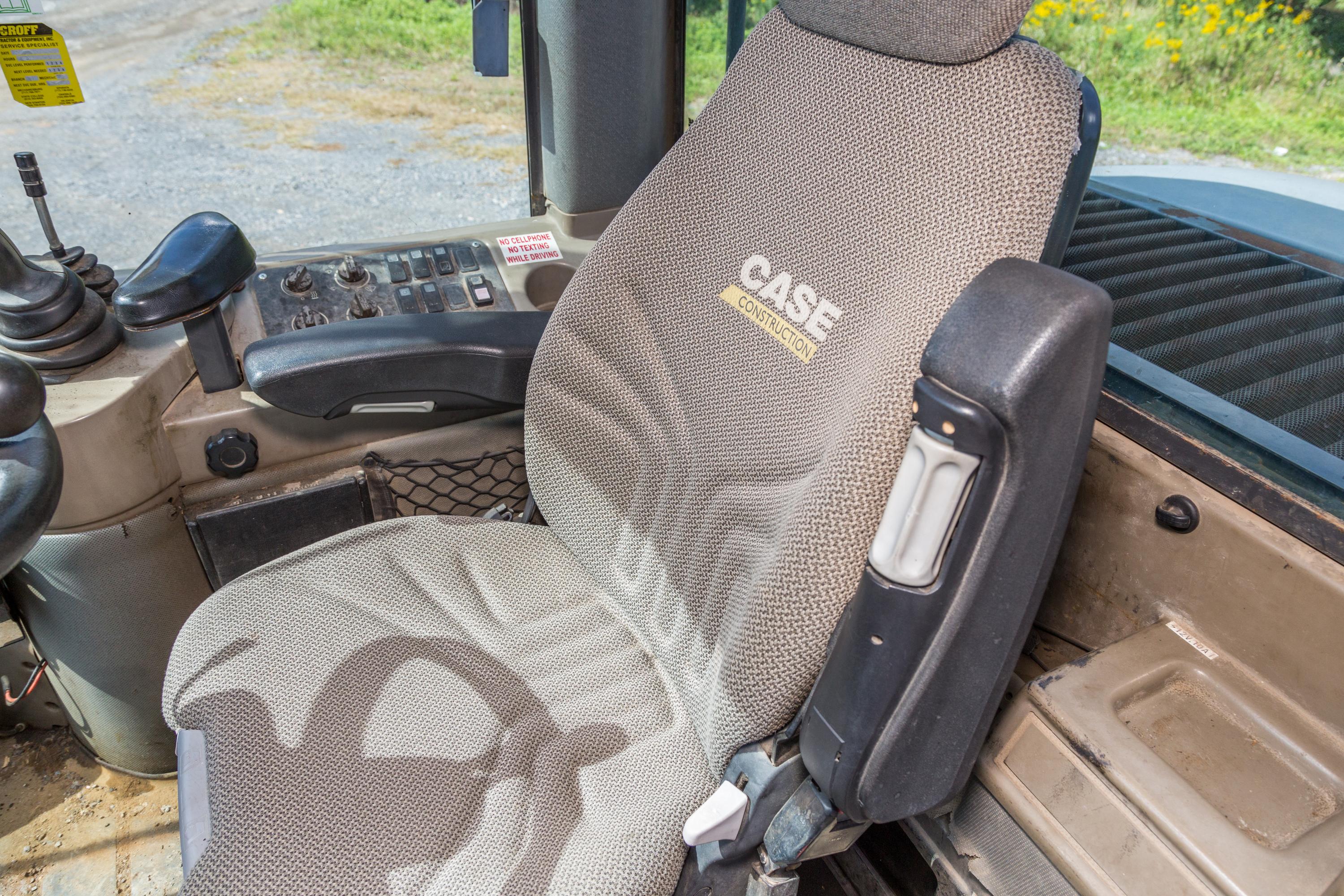 2005 CASE 621D wheel loader - image 28