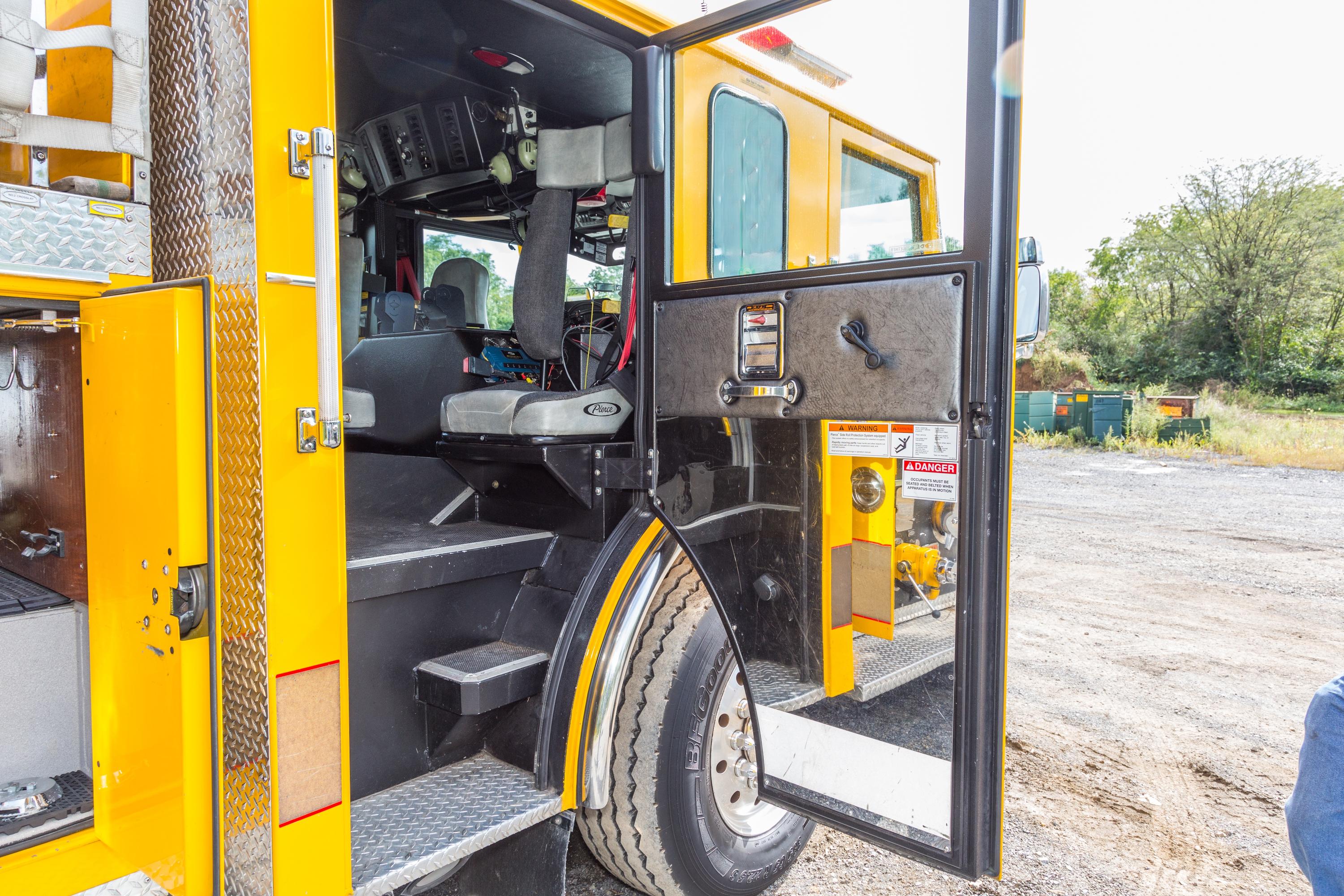2005 Pierce Pumper - image 31