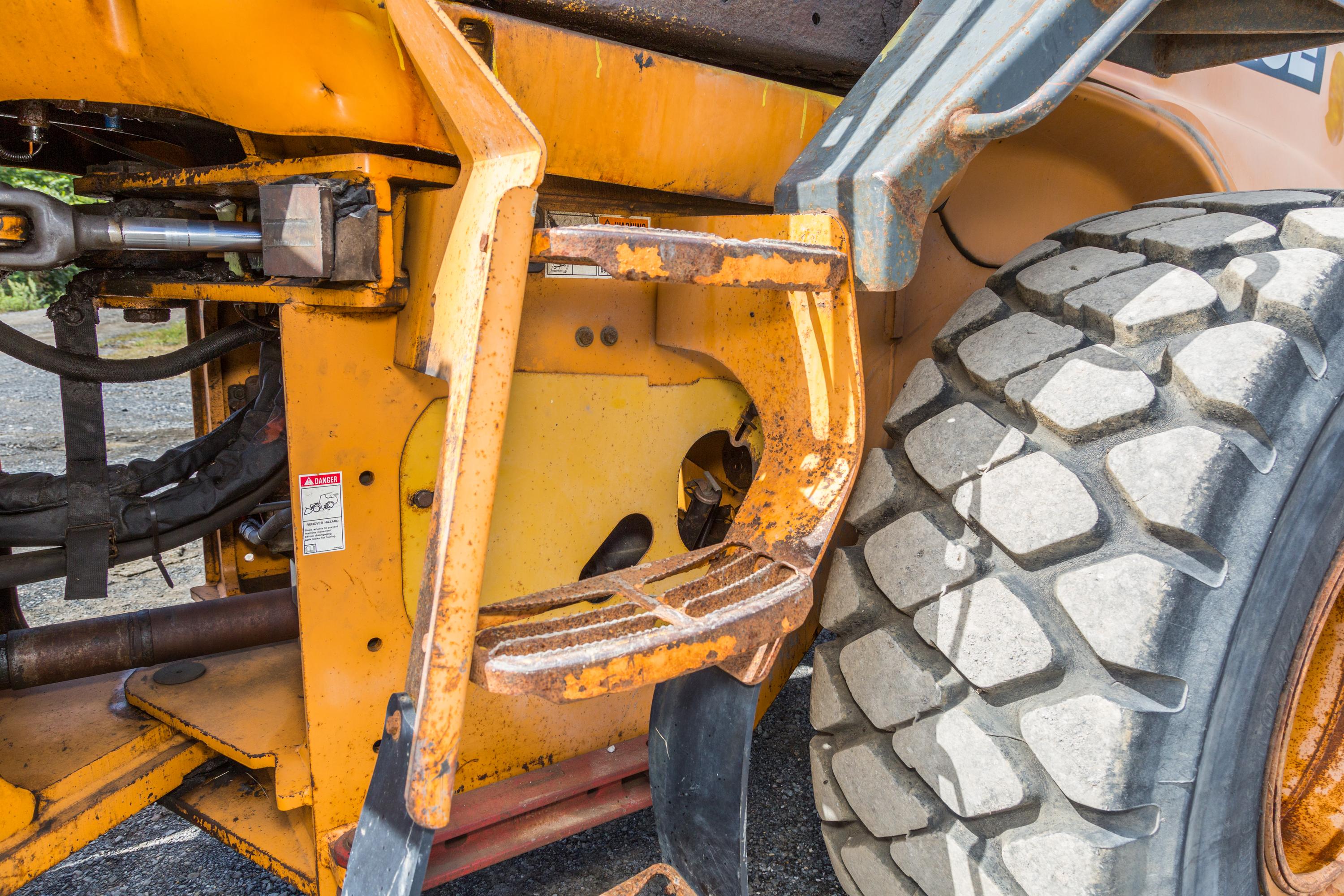 2005 CASE 621D wheel loader - image 50